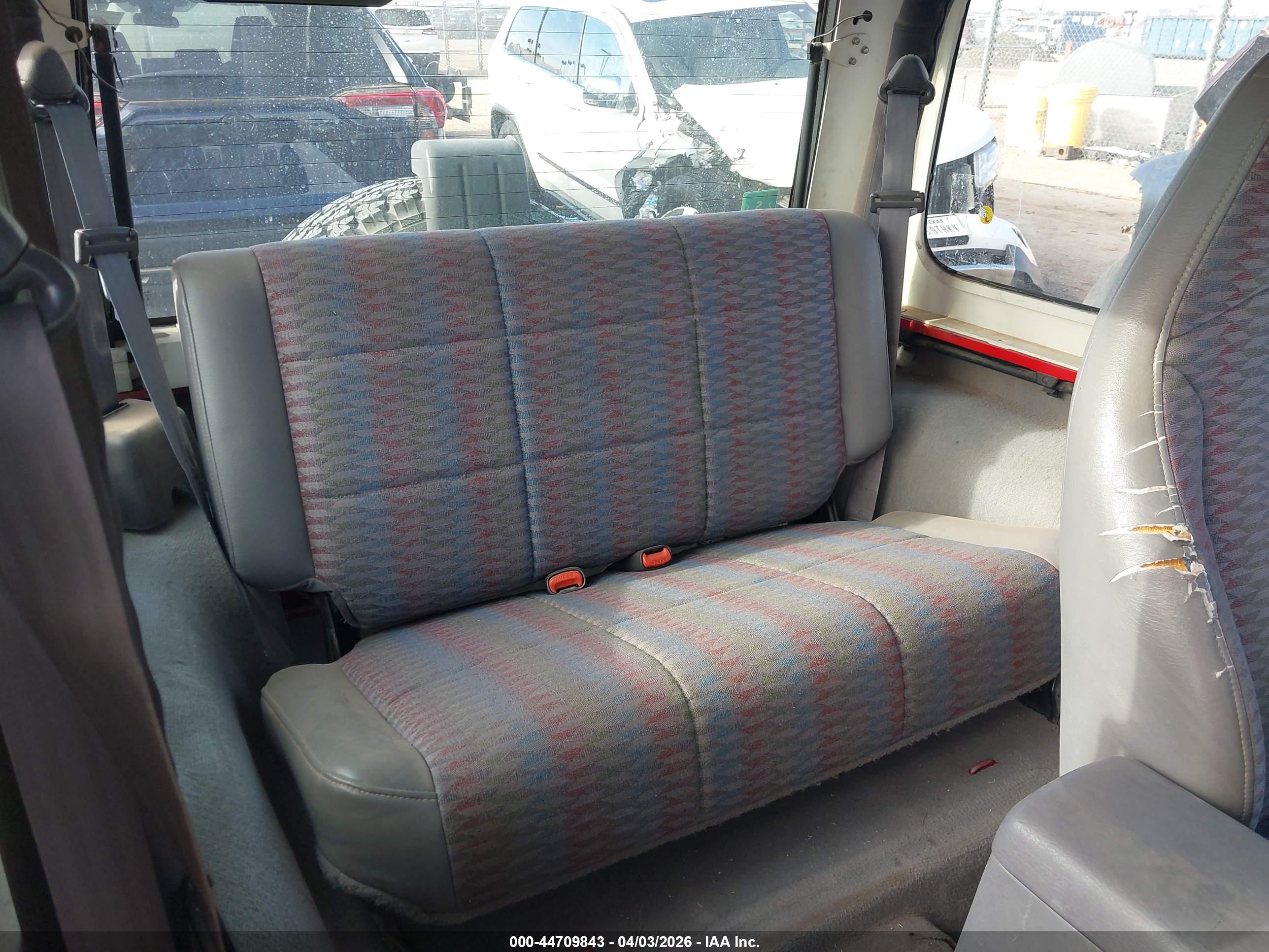 JEEP WRANGLER image 8