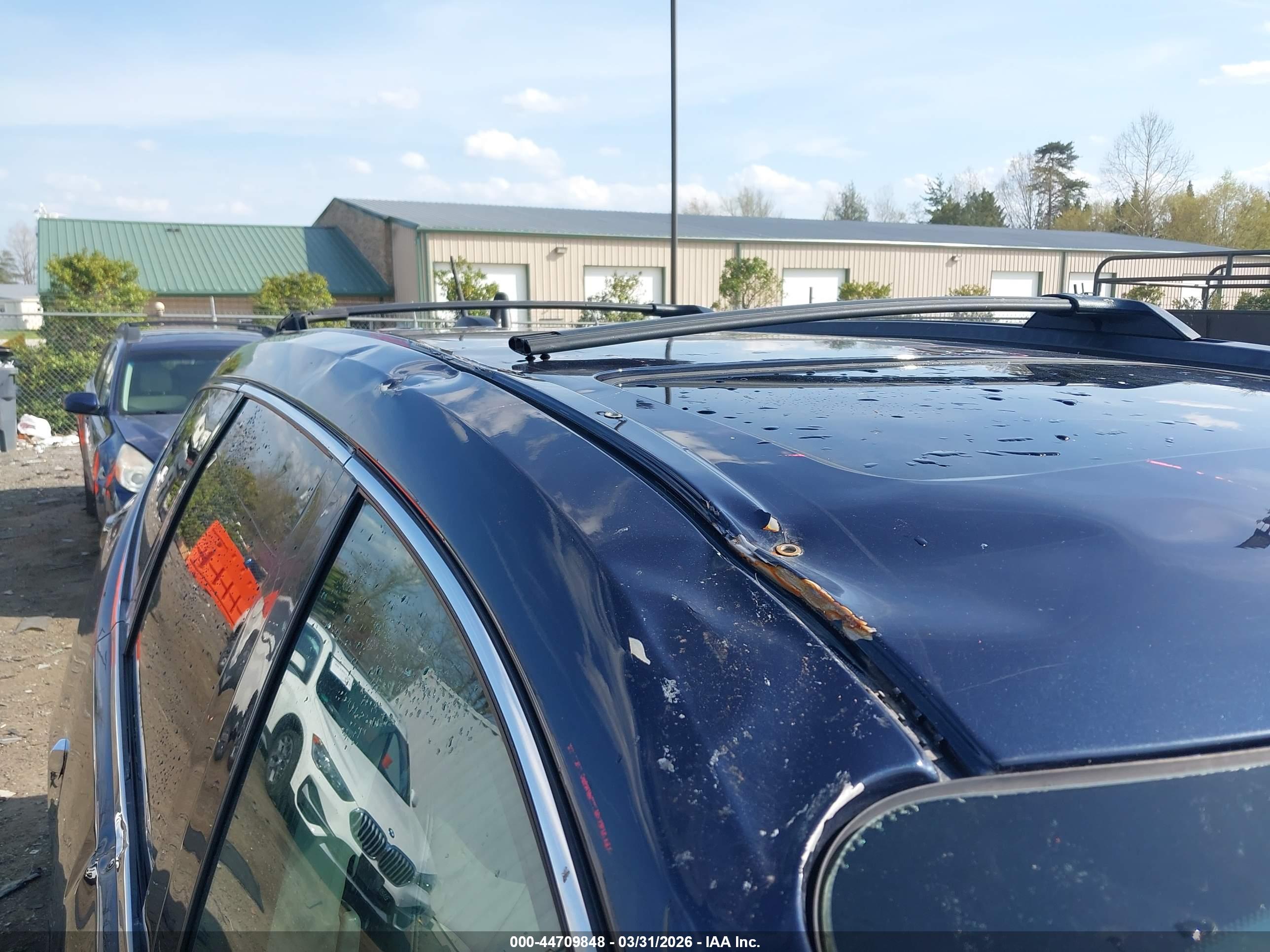 CHEVROLET TRAVERSE image 6