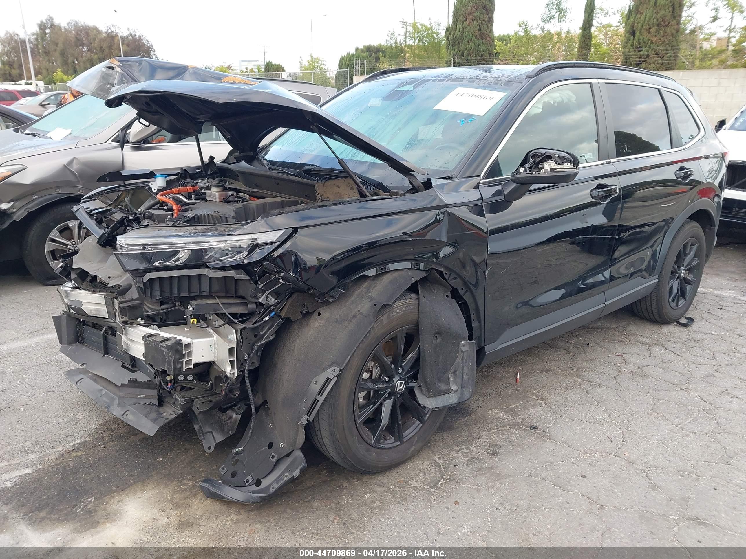 HONDA CR-V image 2