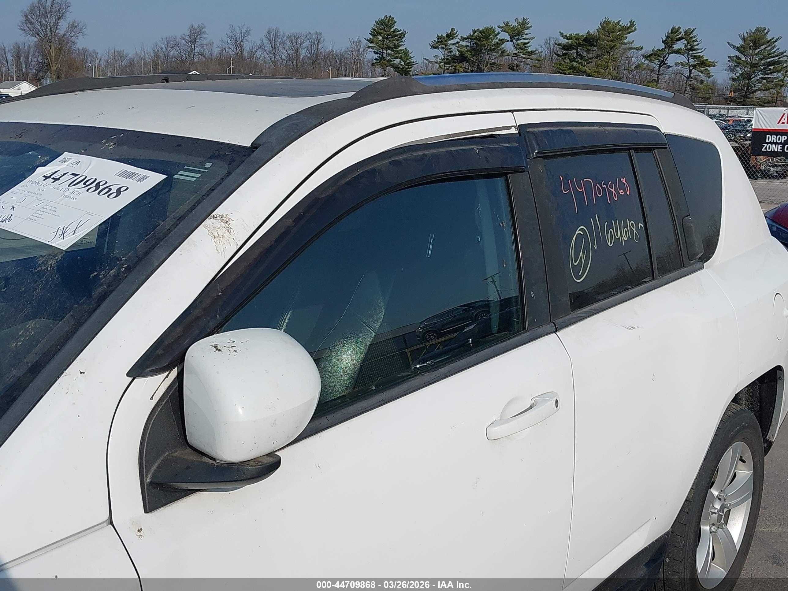 JEEP COMPASS image 6