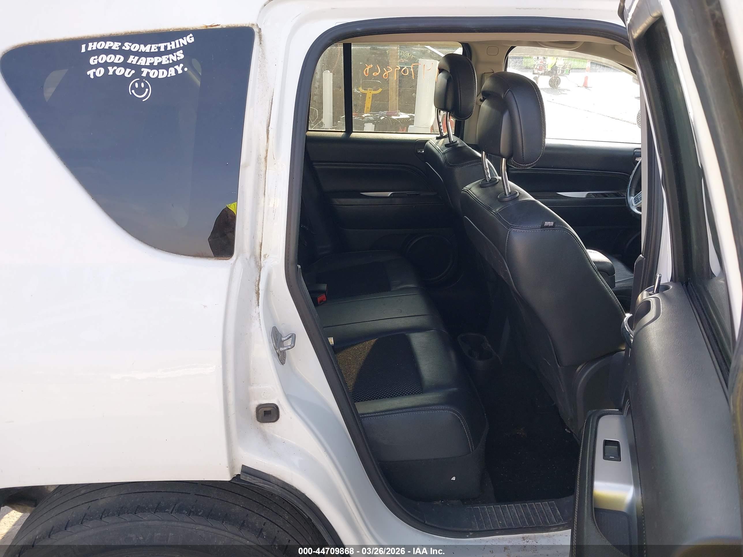 JEEP COMPASS image 8