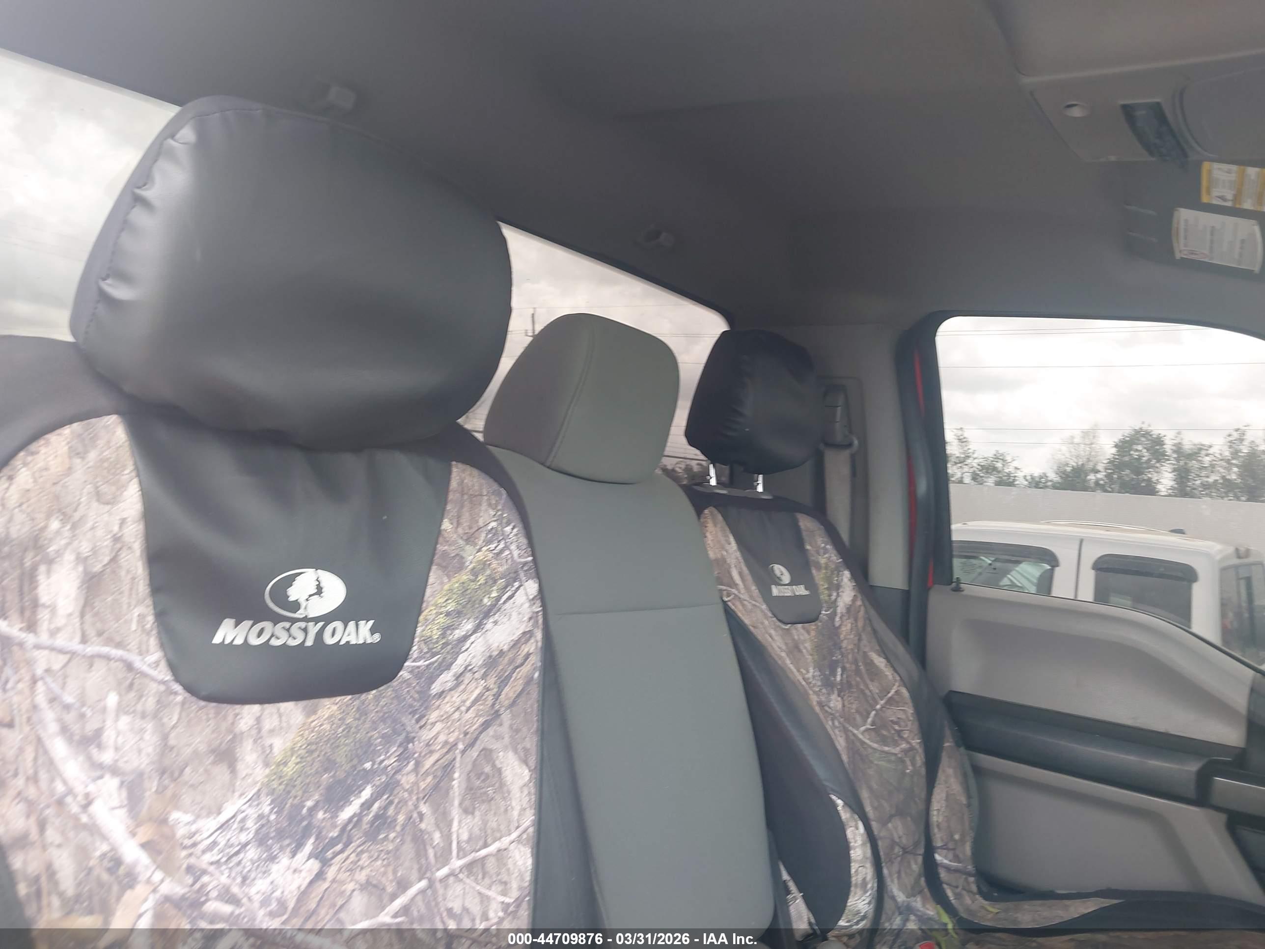 FORD F-350 image 7
