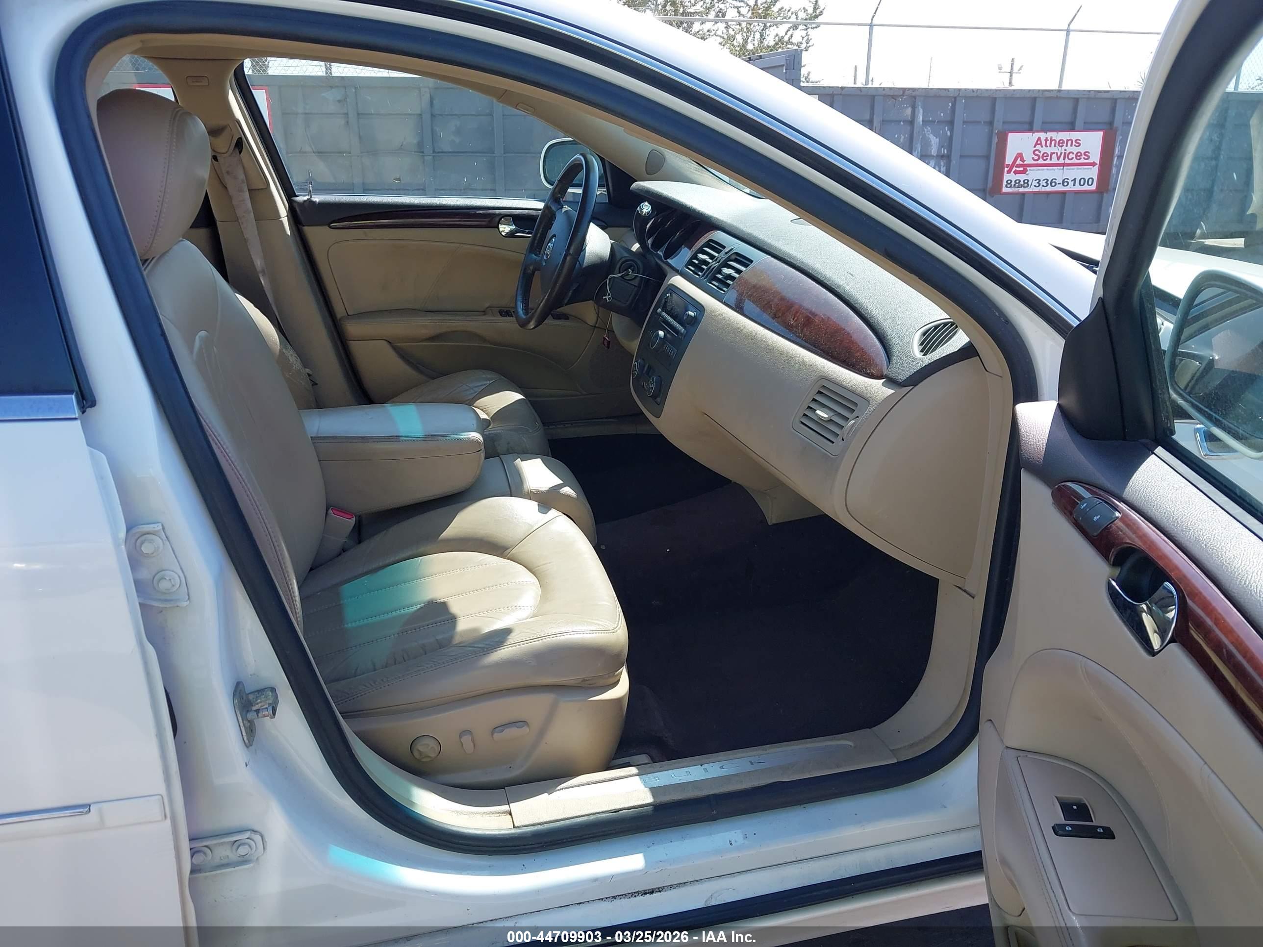 BUICK LUCERNE image 5