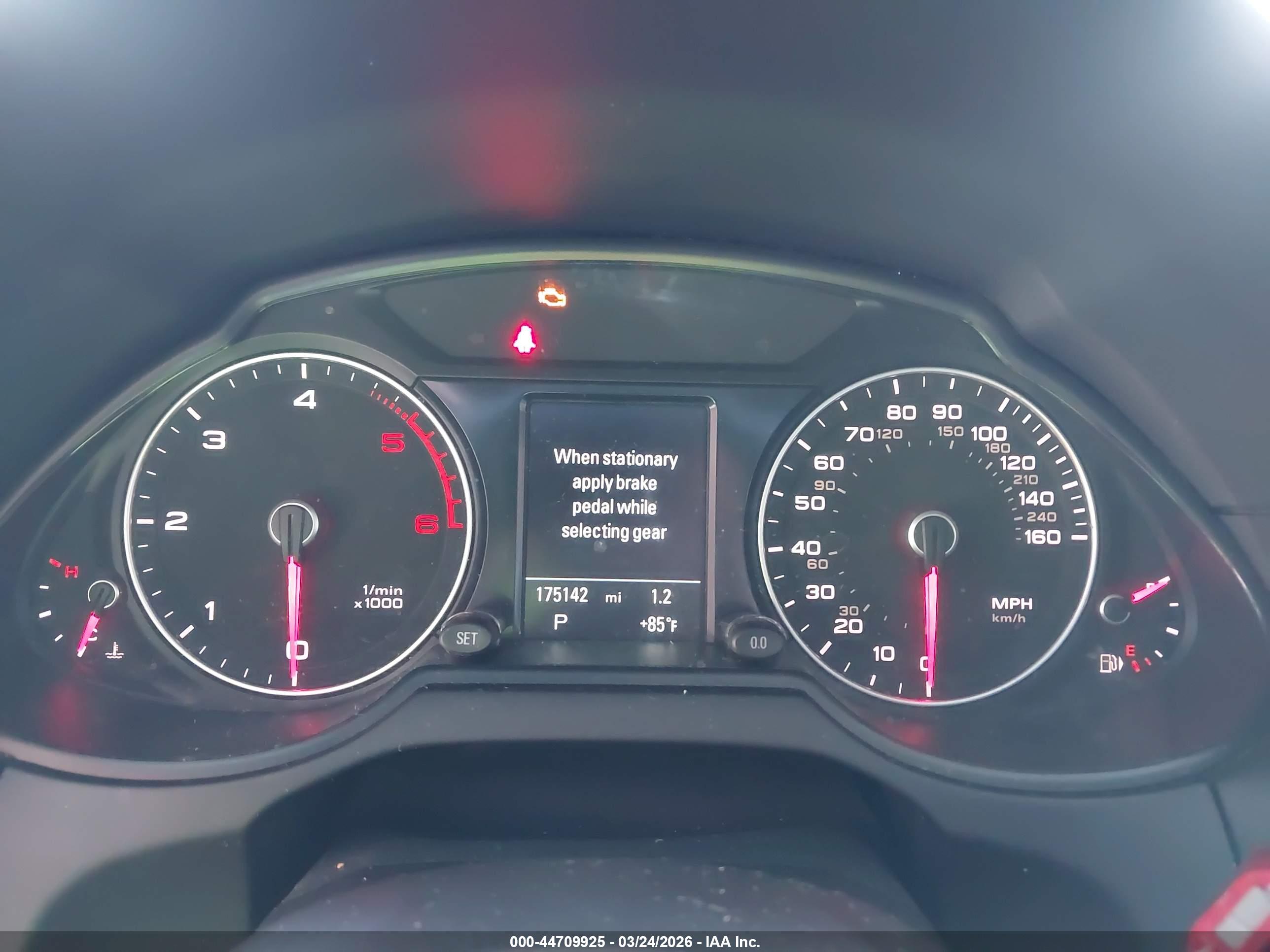 AUDI Q5 image 7