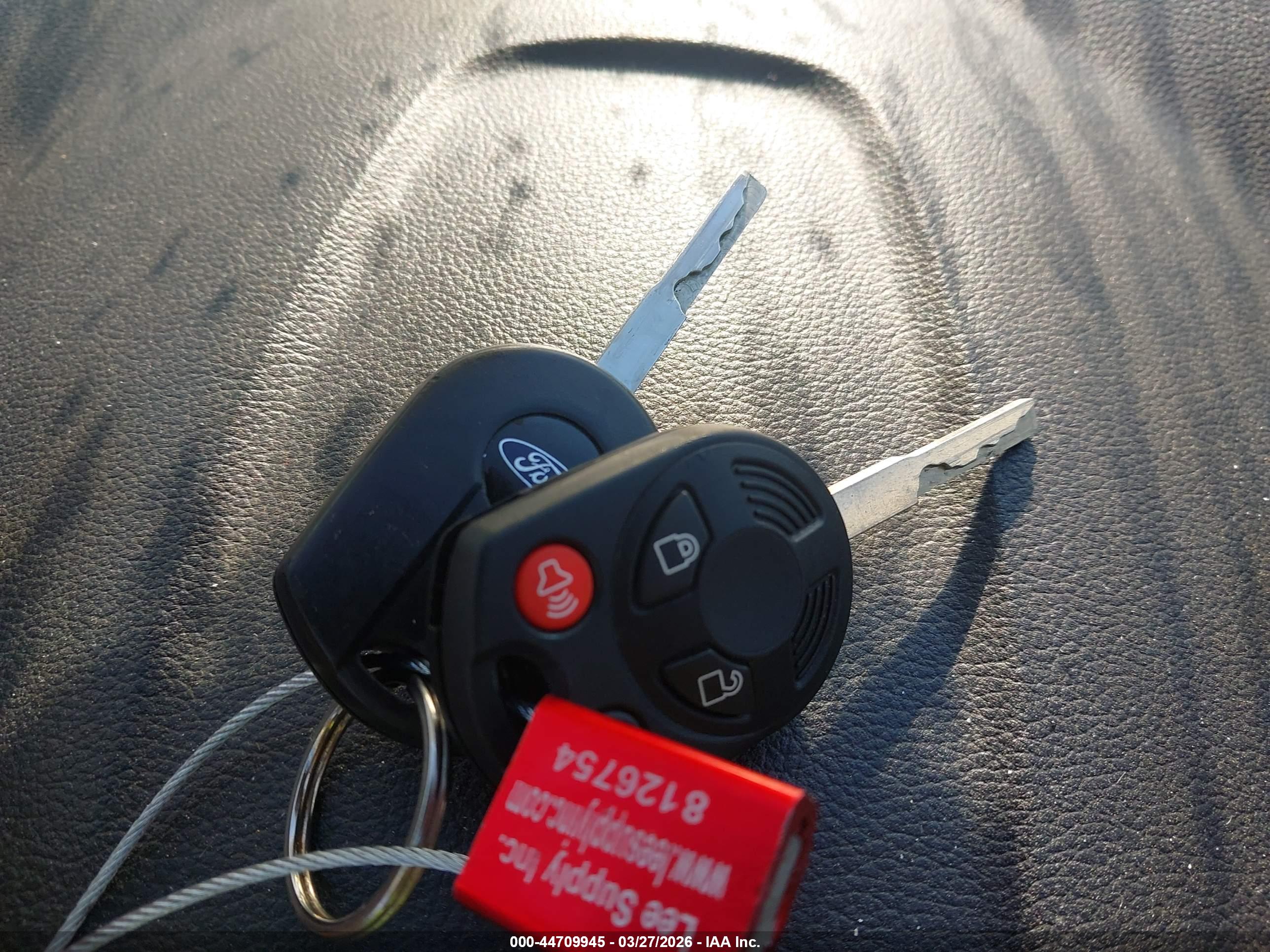 FORD ESCAPE image 11