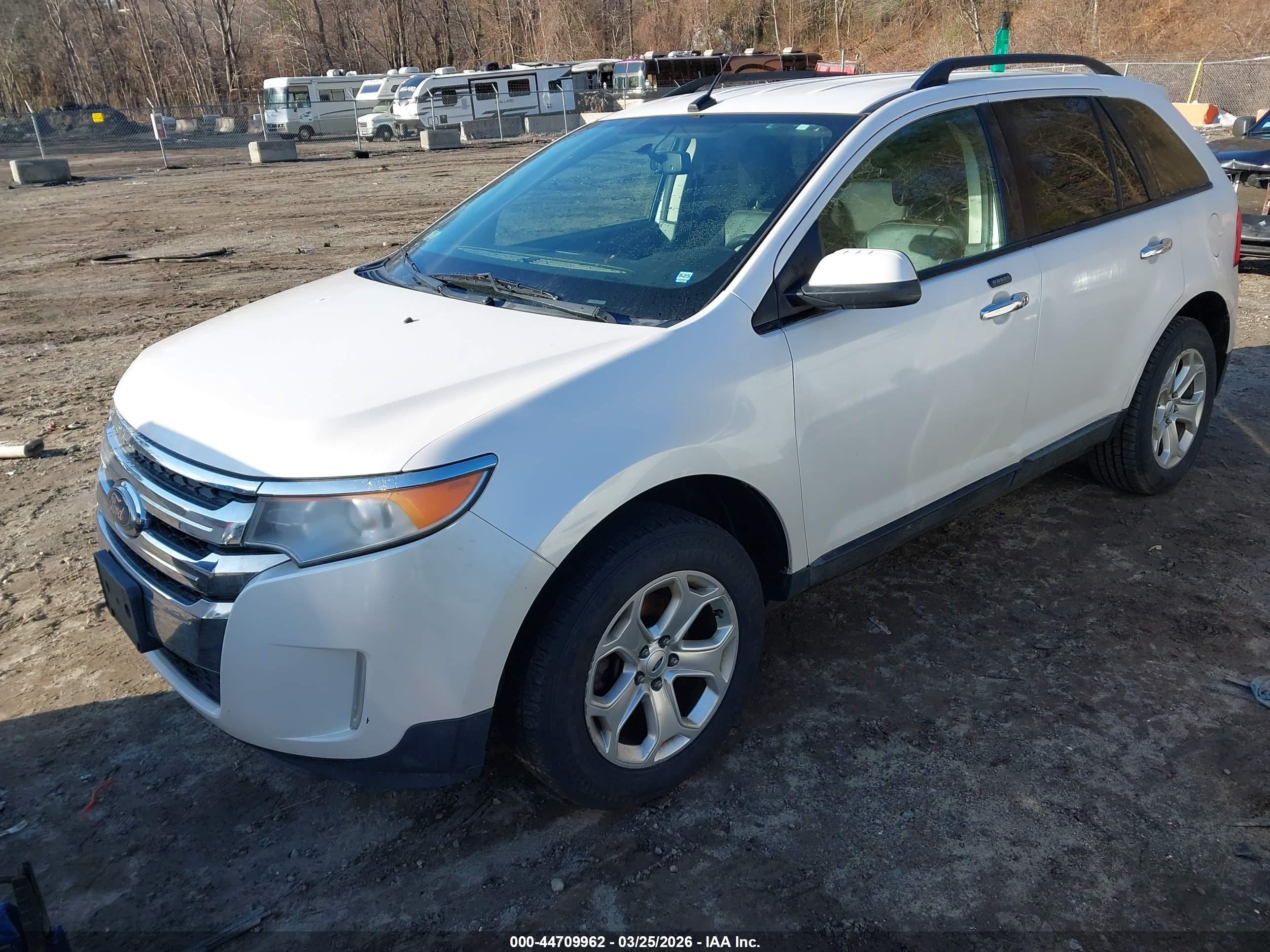 FORD EDGE image 2