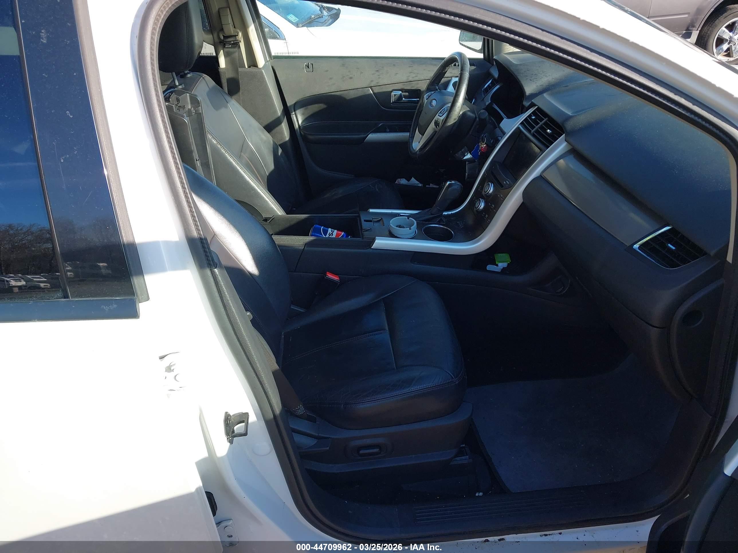 FORD EDGE image 5