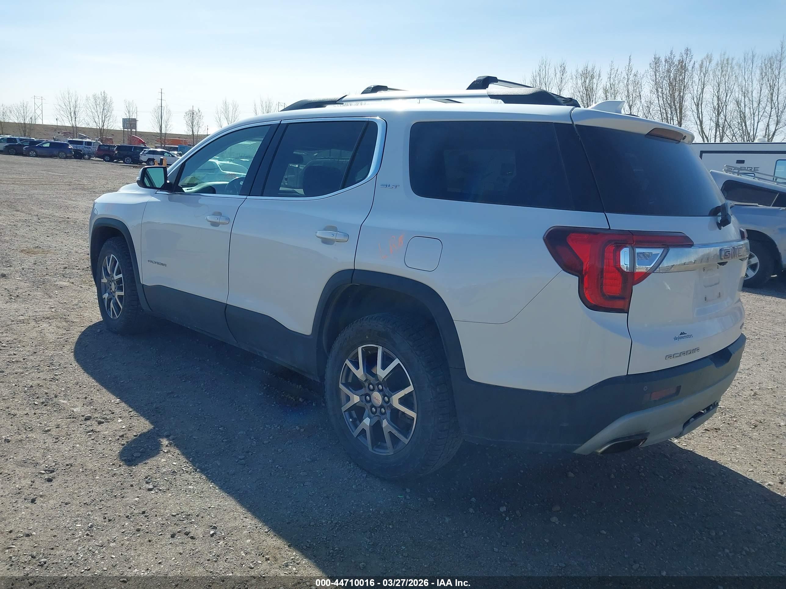 GMC ACADIA image 3