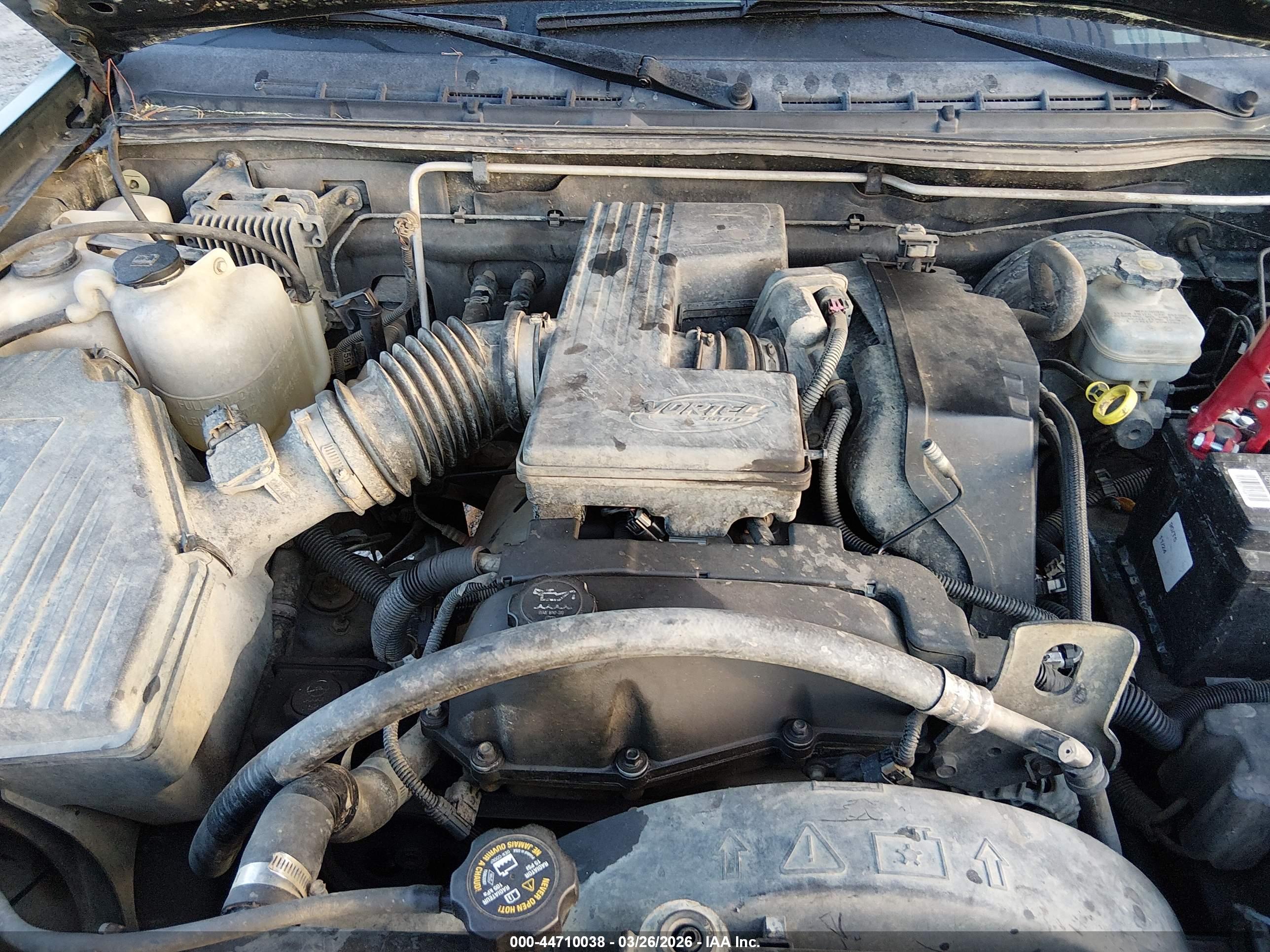 CHEVROLET COLORADO image 10