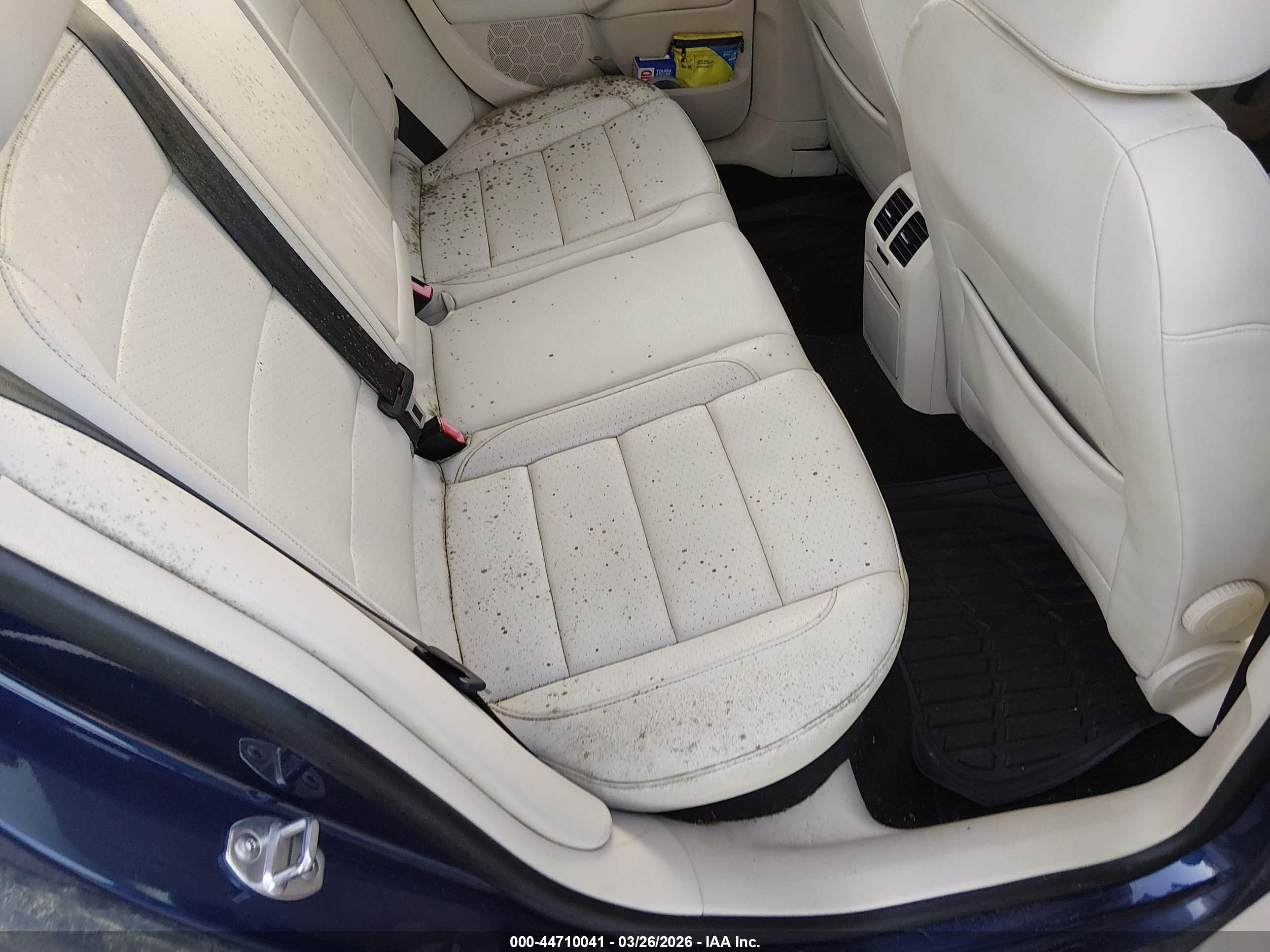 VOLKSWAGEN JETTA image 6