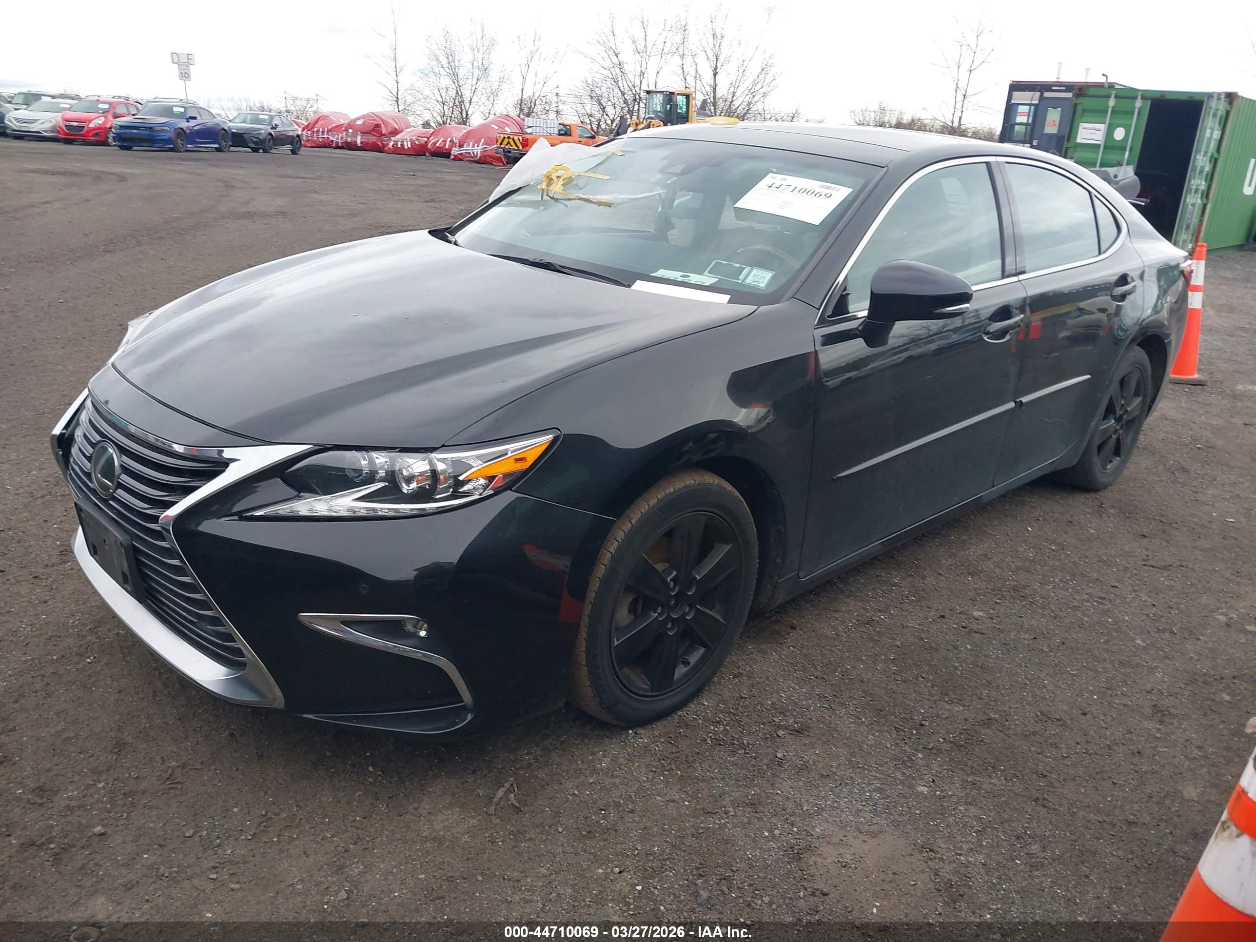 LEXUS ES image 2