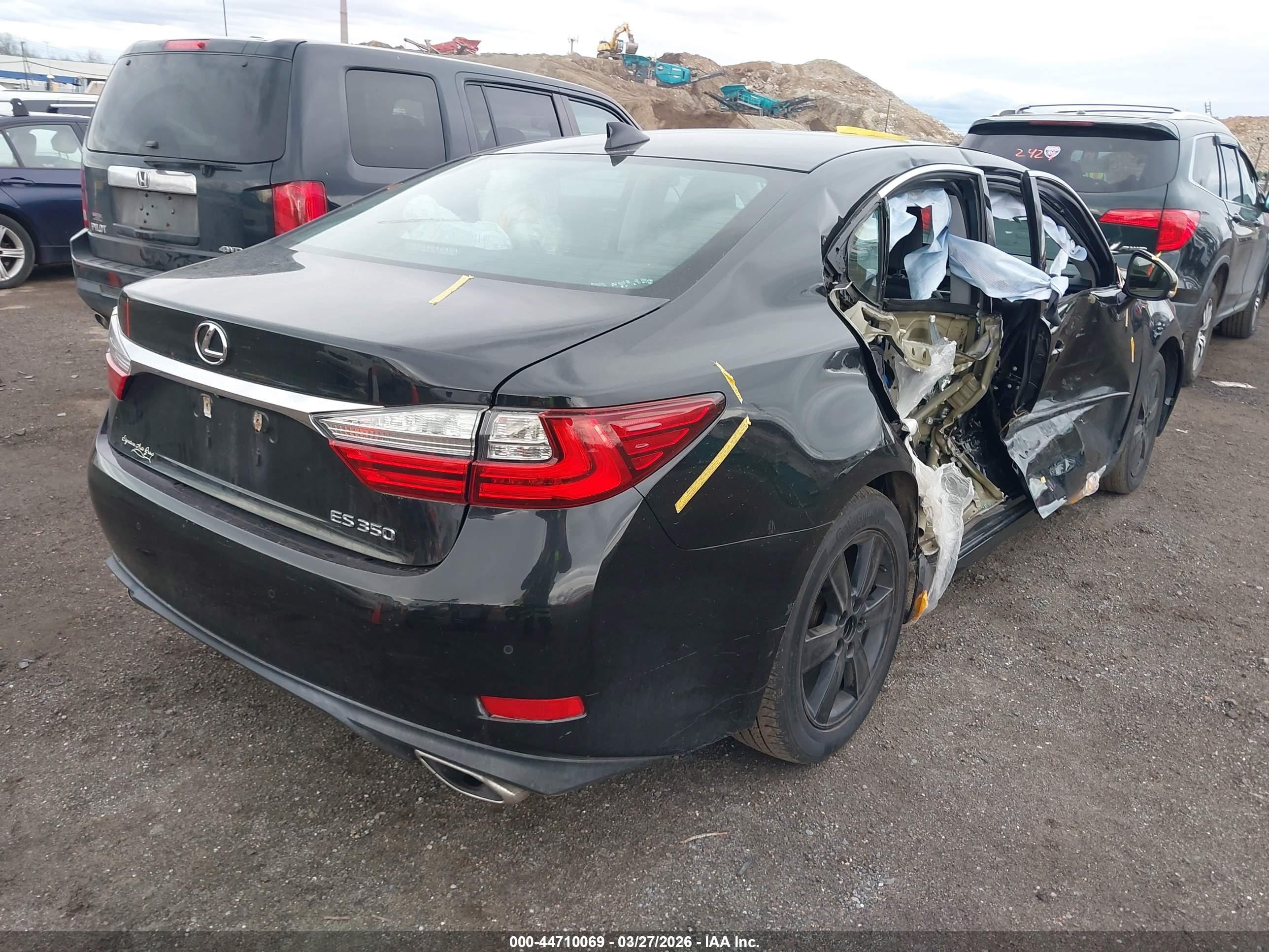 LEXUS ES image 4