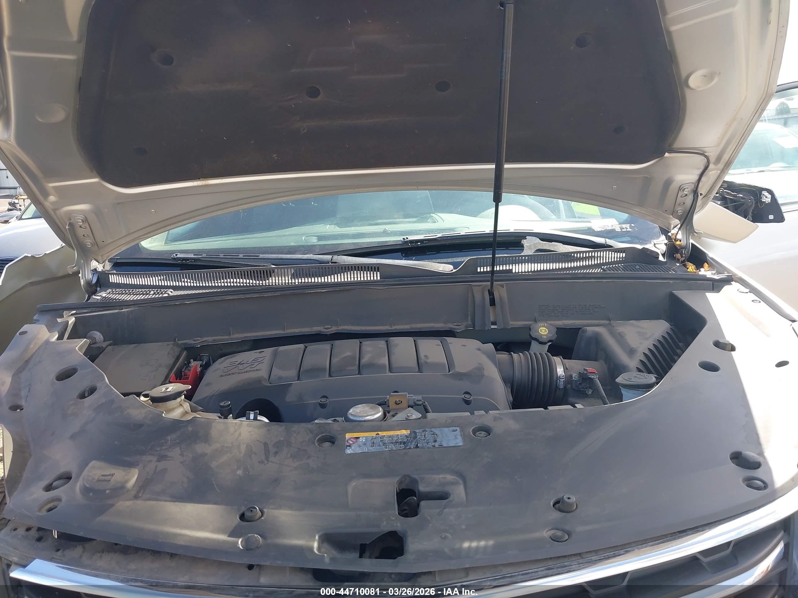 CHEVROLET TRAVERSE image 10