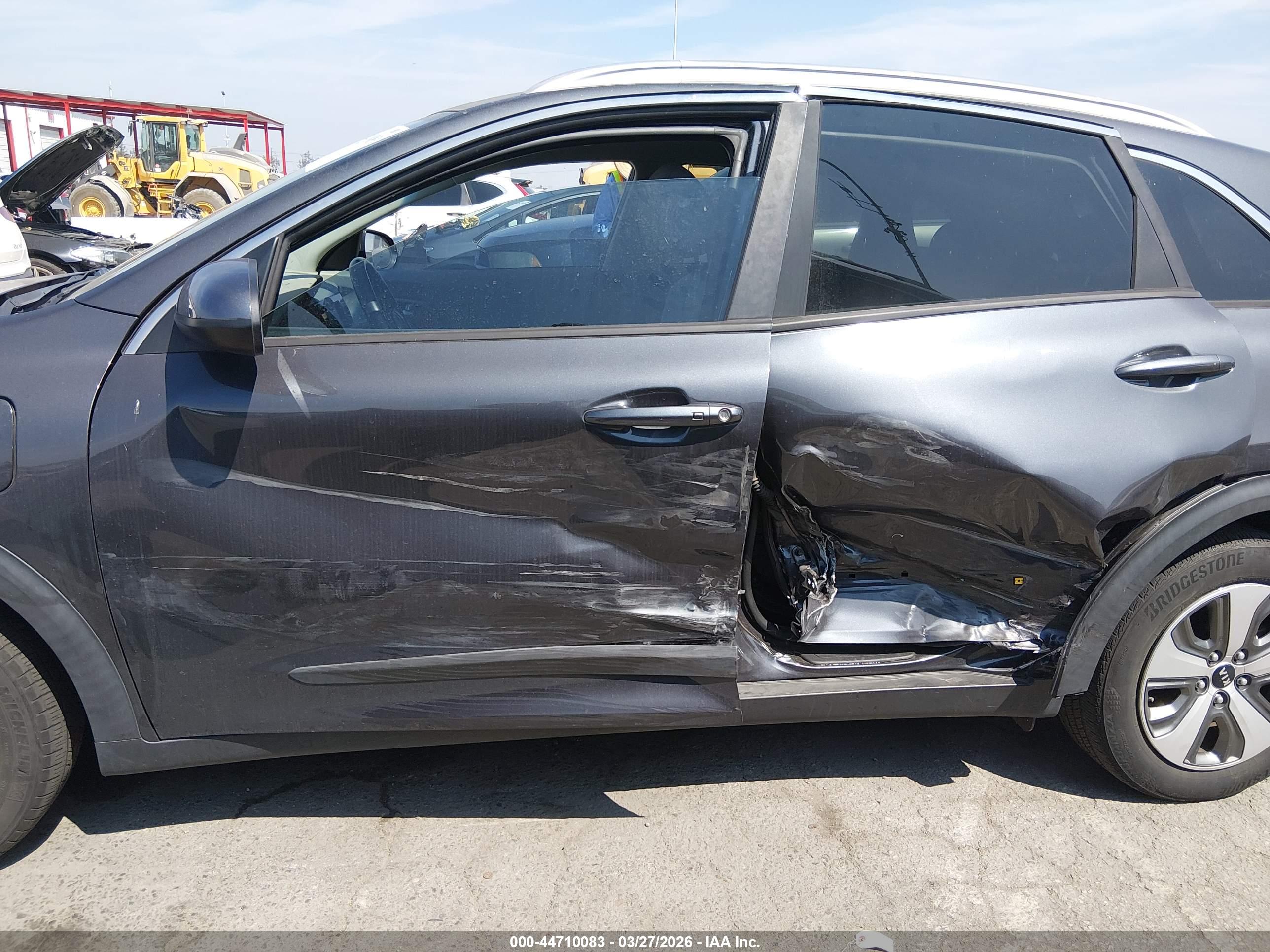 KIA NIRO image 6