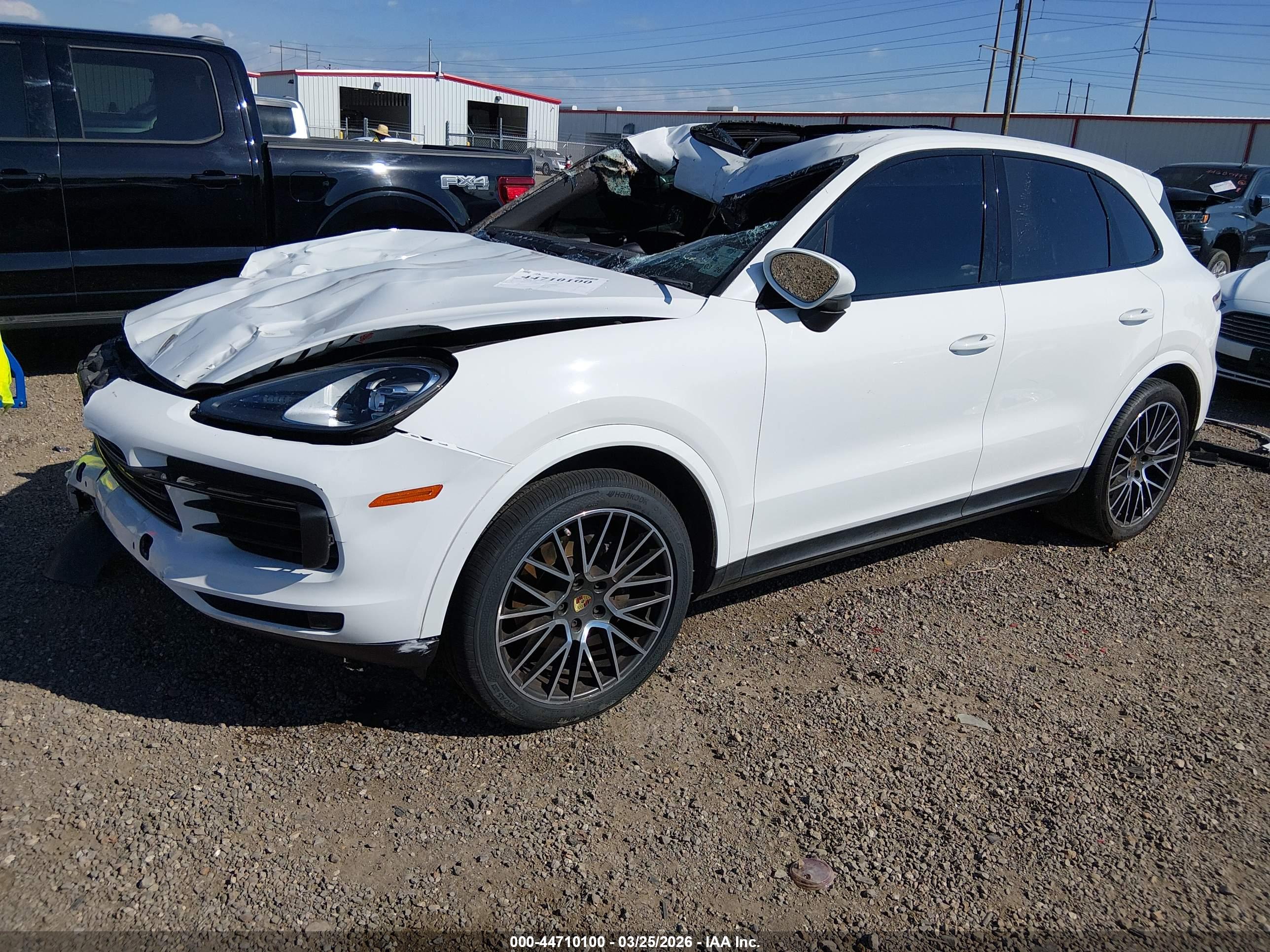 PORSCHE CAYENNE image 2