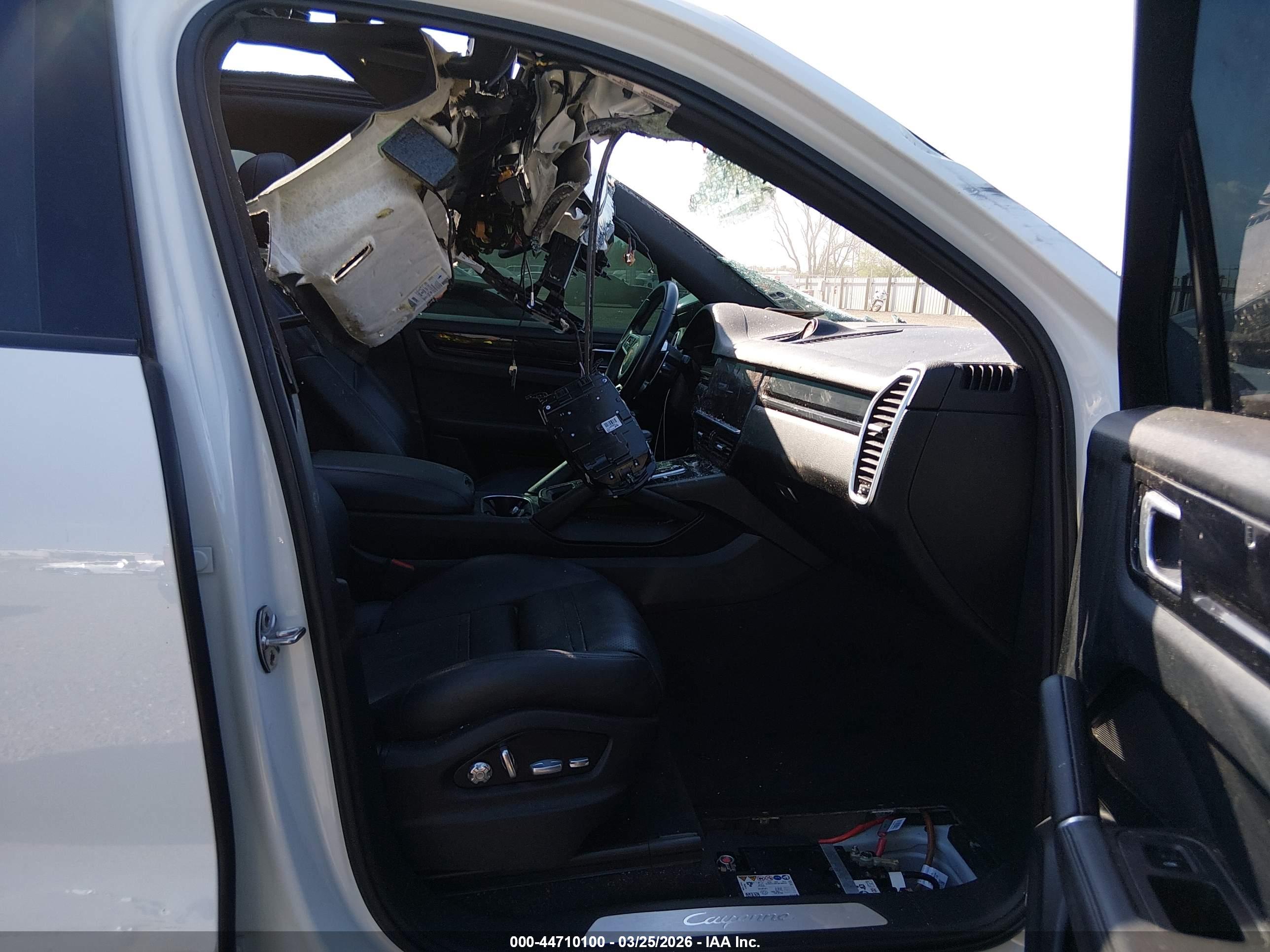 PORSCHE CAYENNE image 5