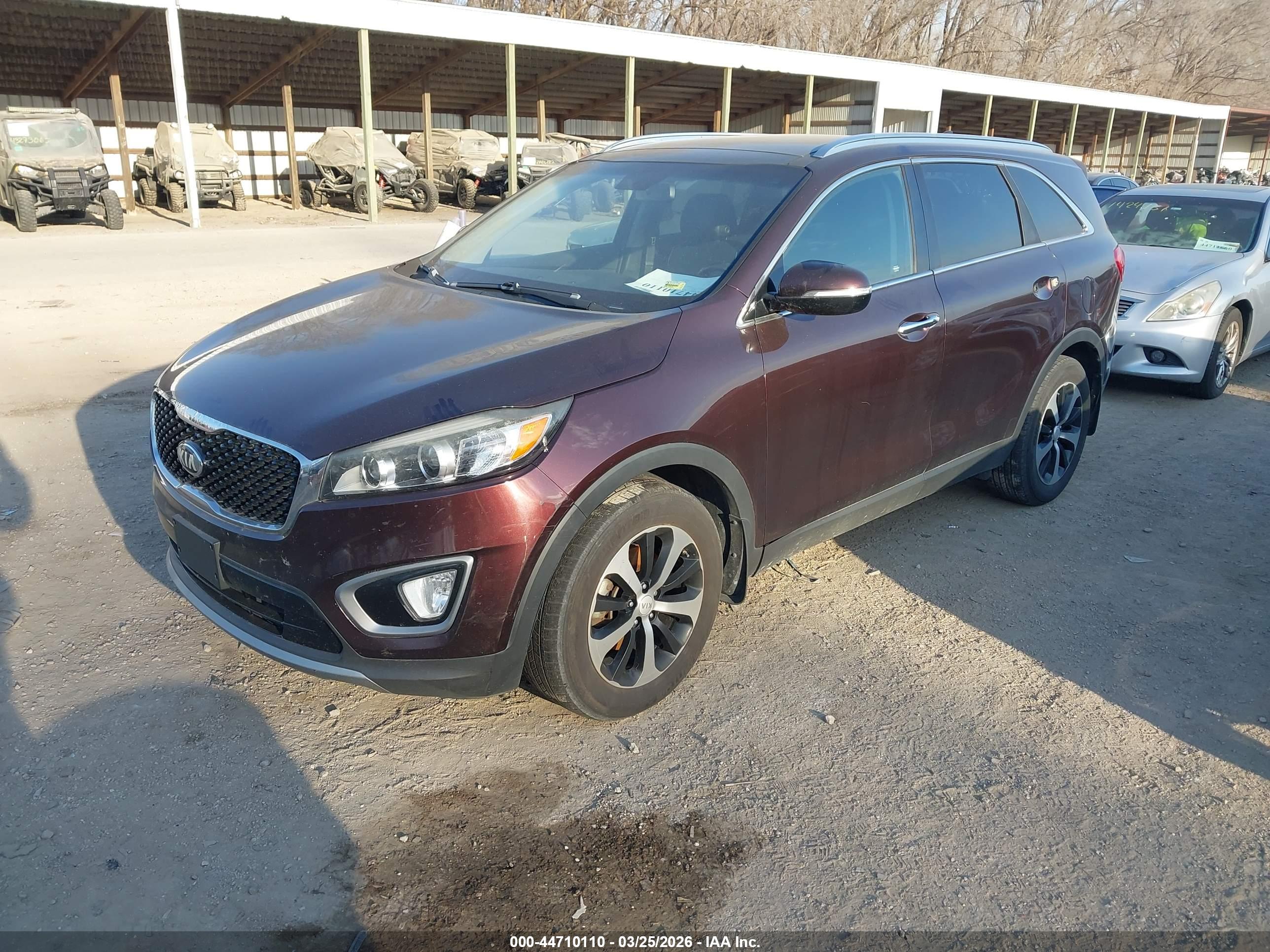 KIA SORENTO image 2