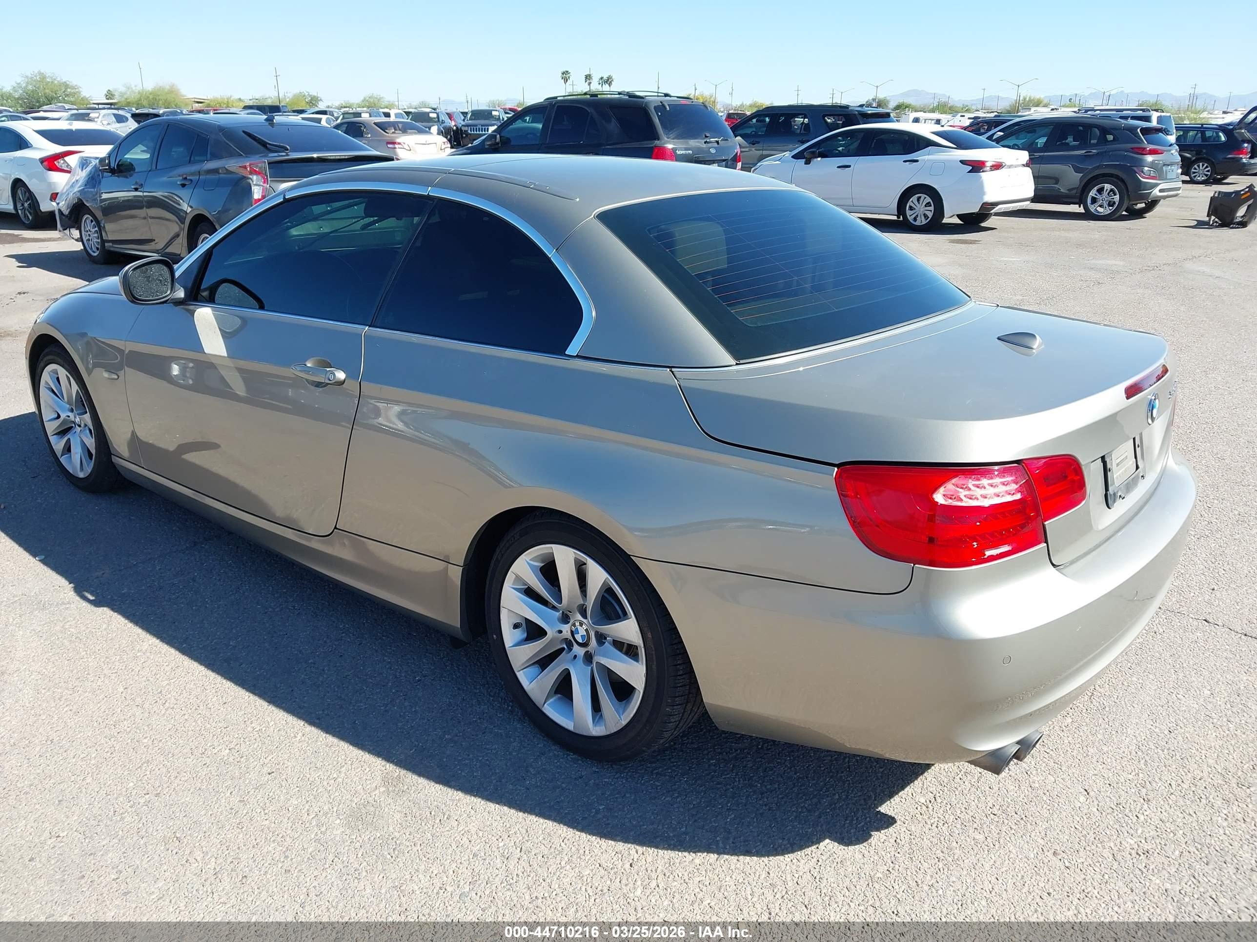BMW 328I image 3