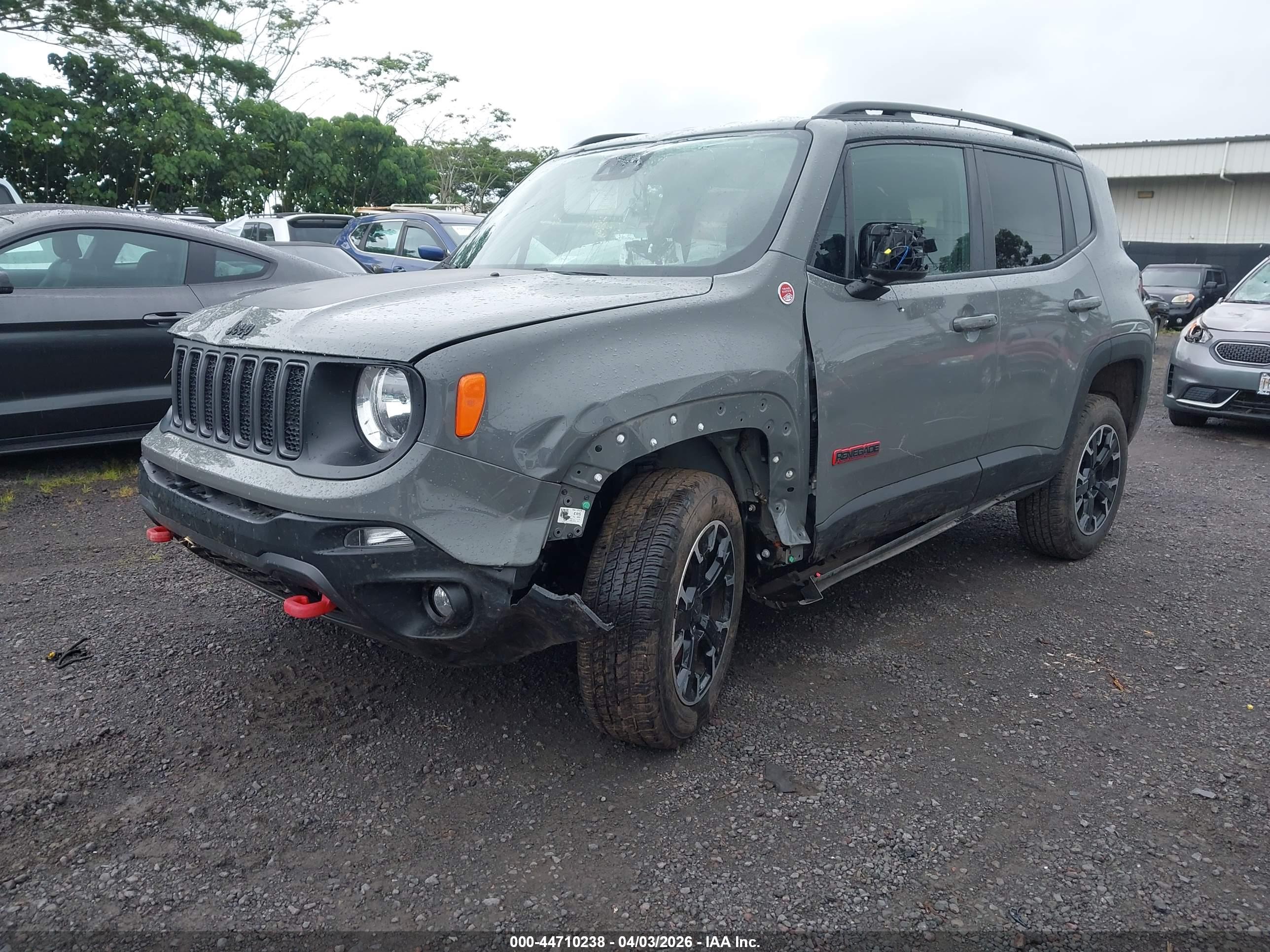 JEEP RENEGADE image 2