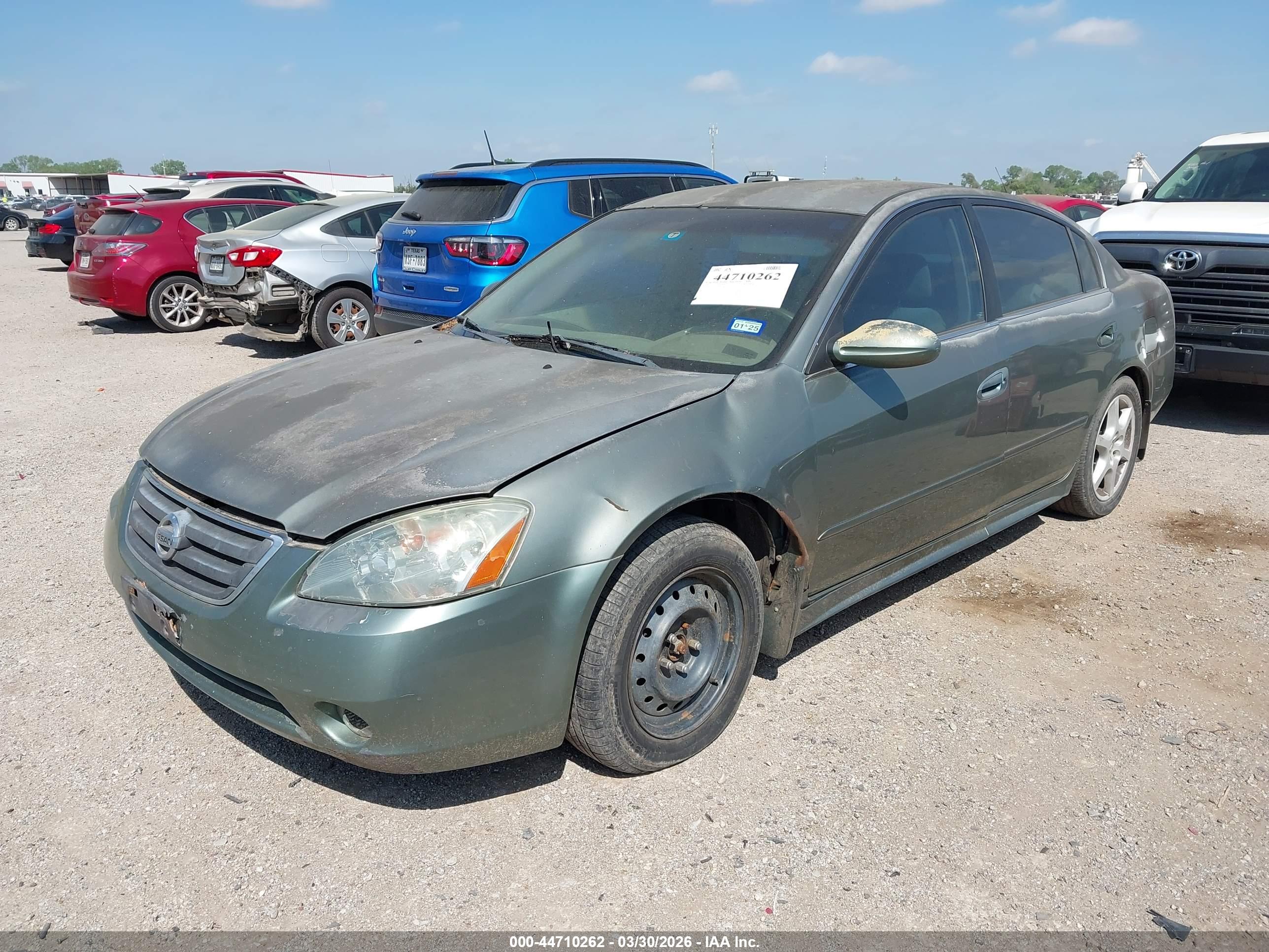 NISSAN ALTIMA image 2