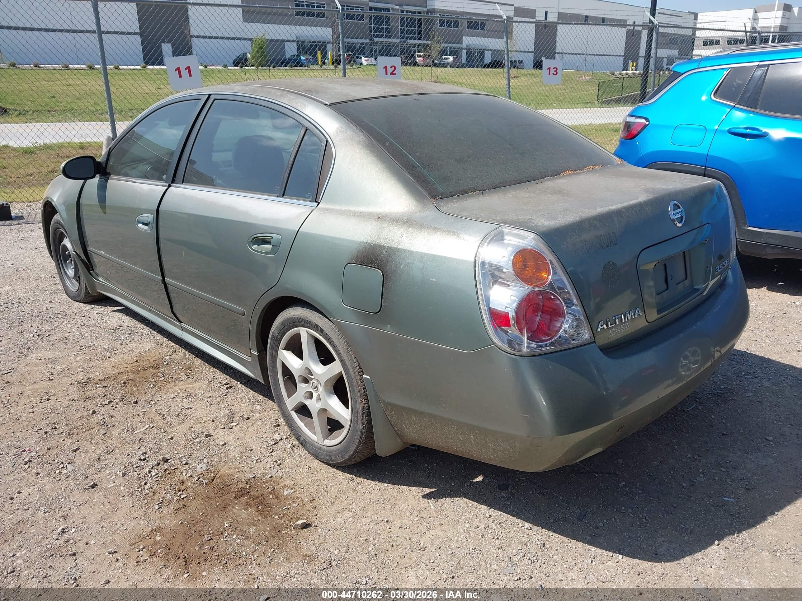 NISSAN ALTIMA image 3