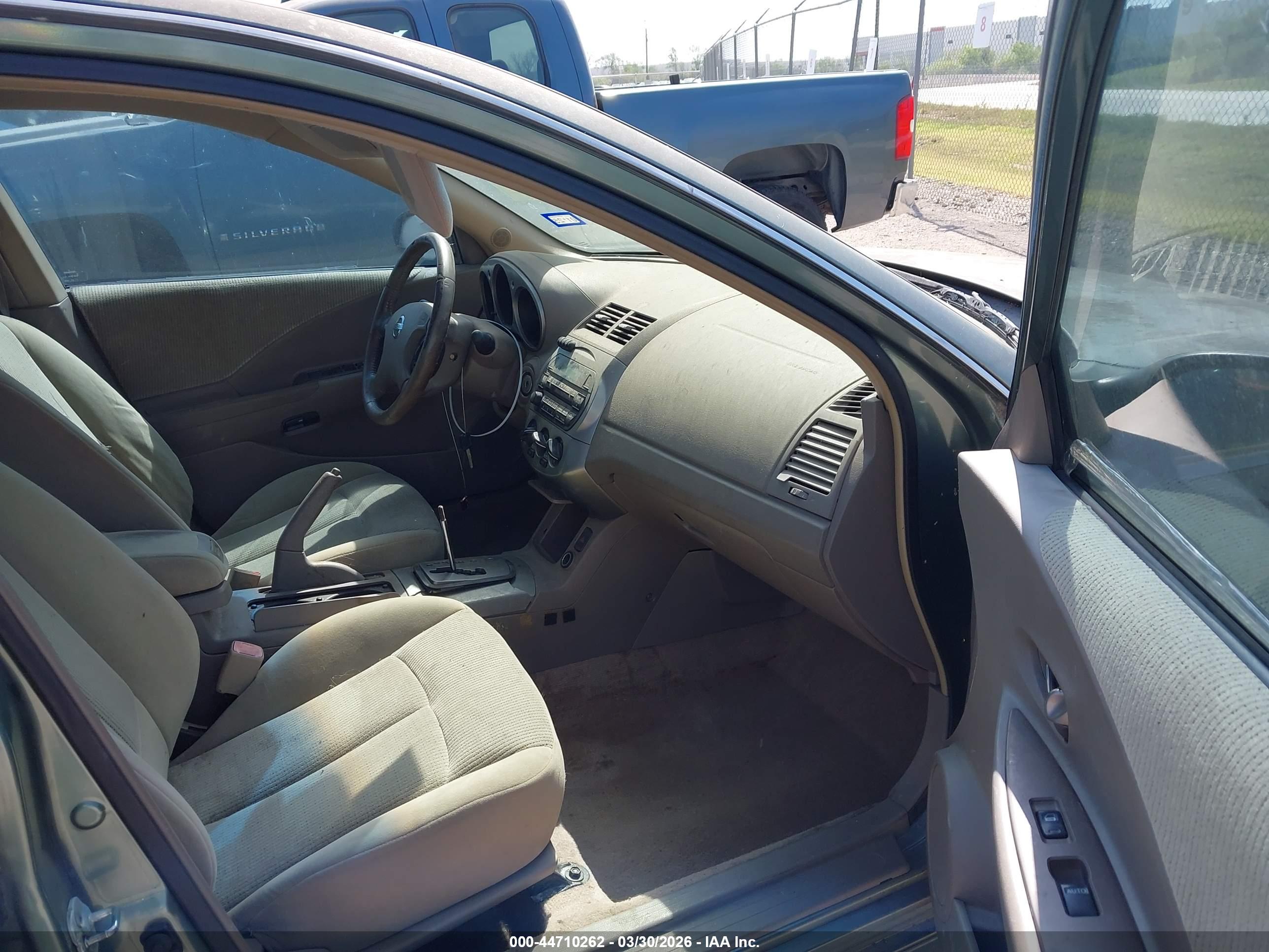 NISSAN ALTIMA image 5