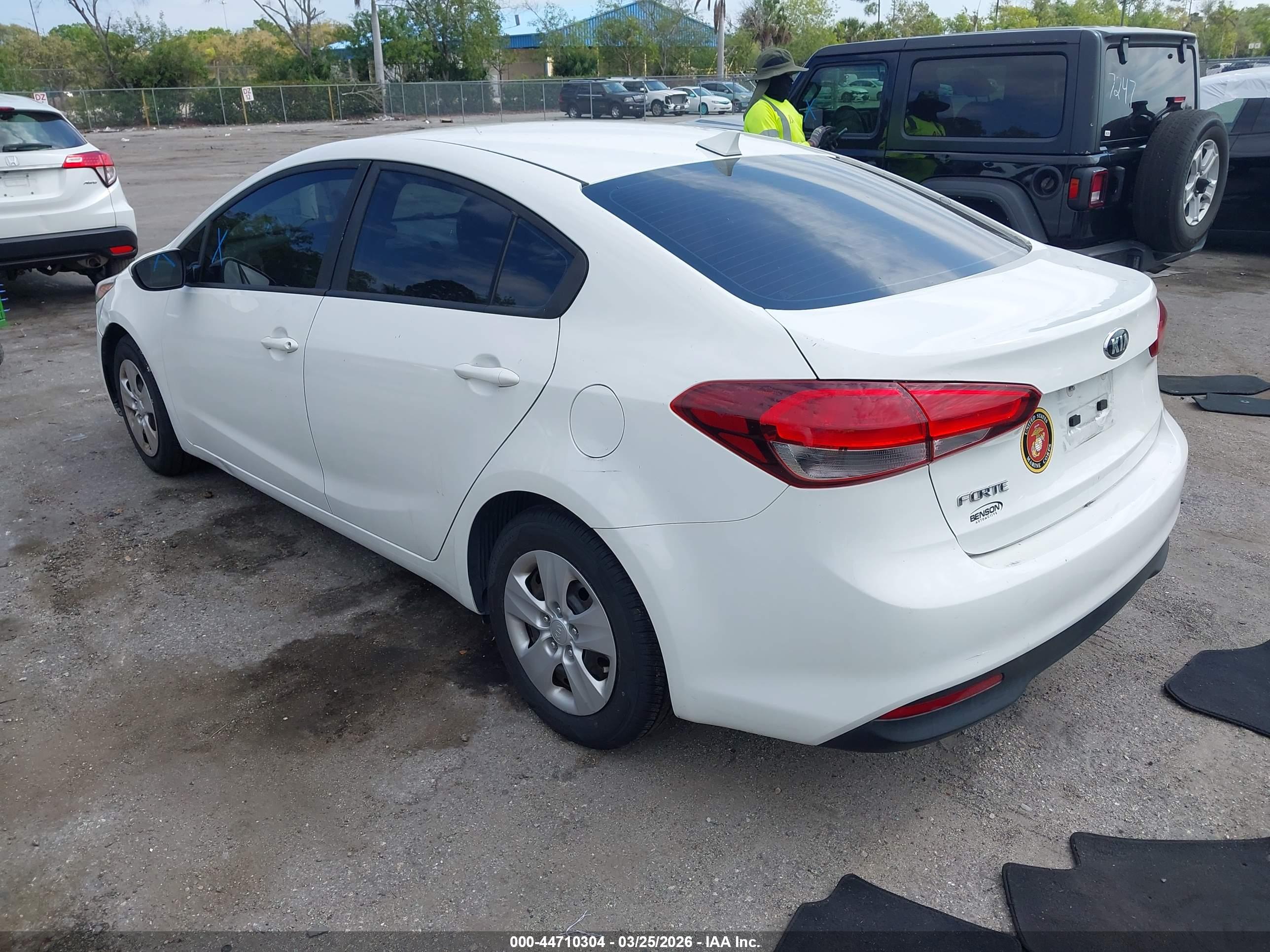 KIA FORTE image 3