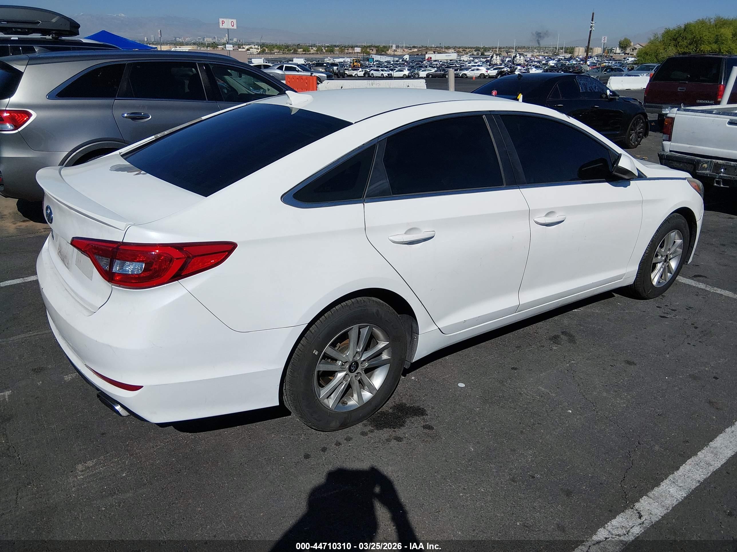 HYUNDAI SONATA image 4