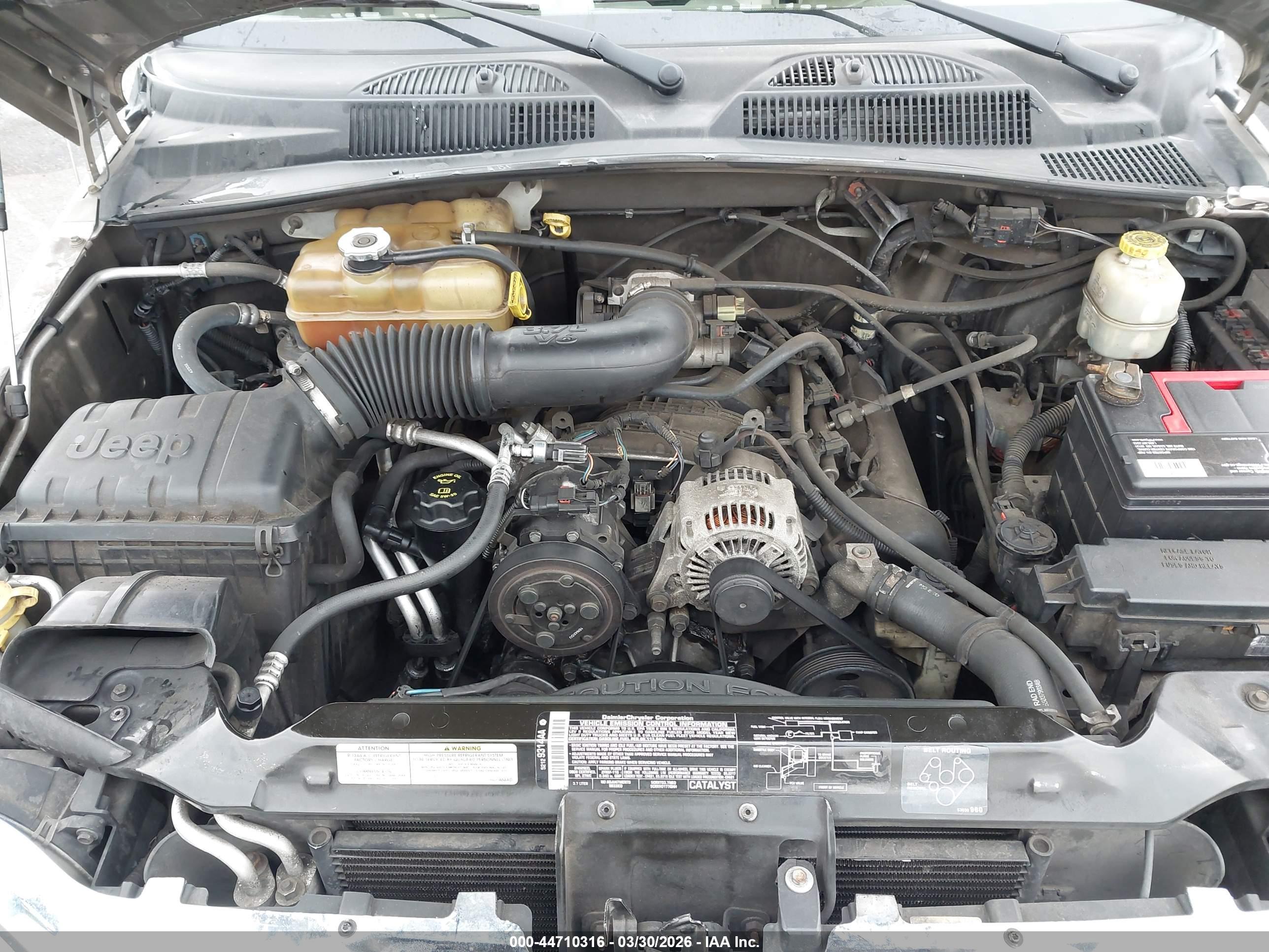 JEEP LIBERTY image 10