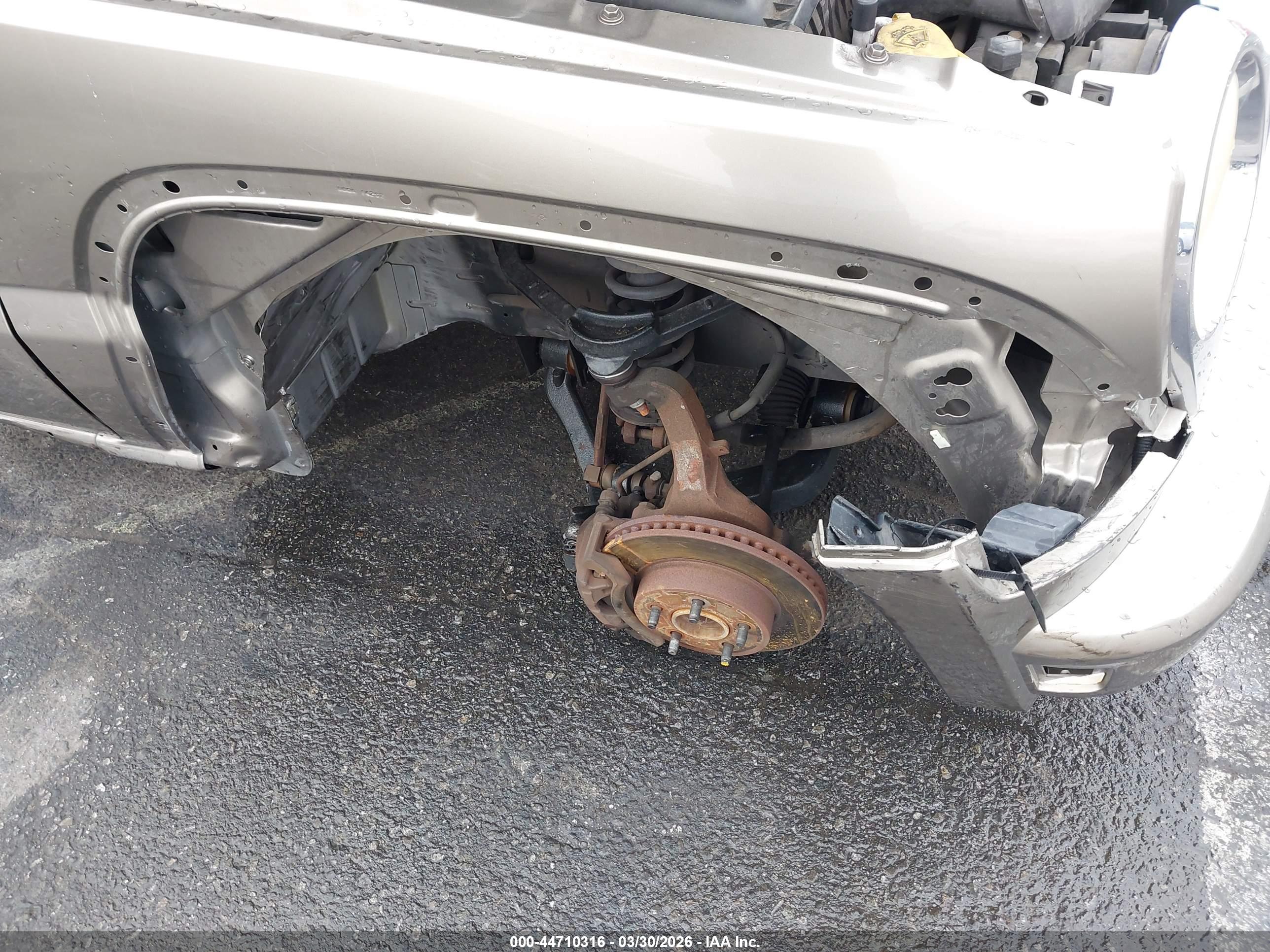 JEEP LIBERTY image 6