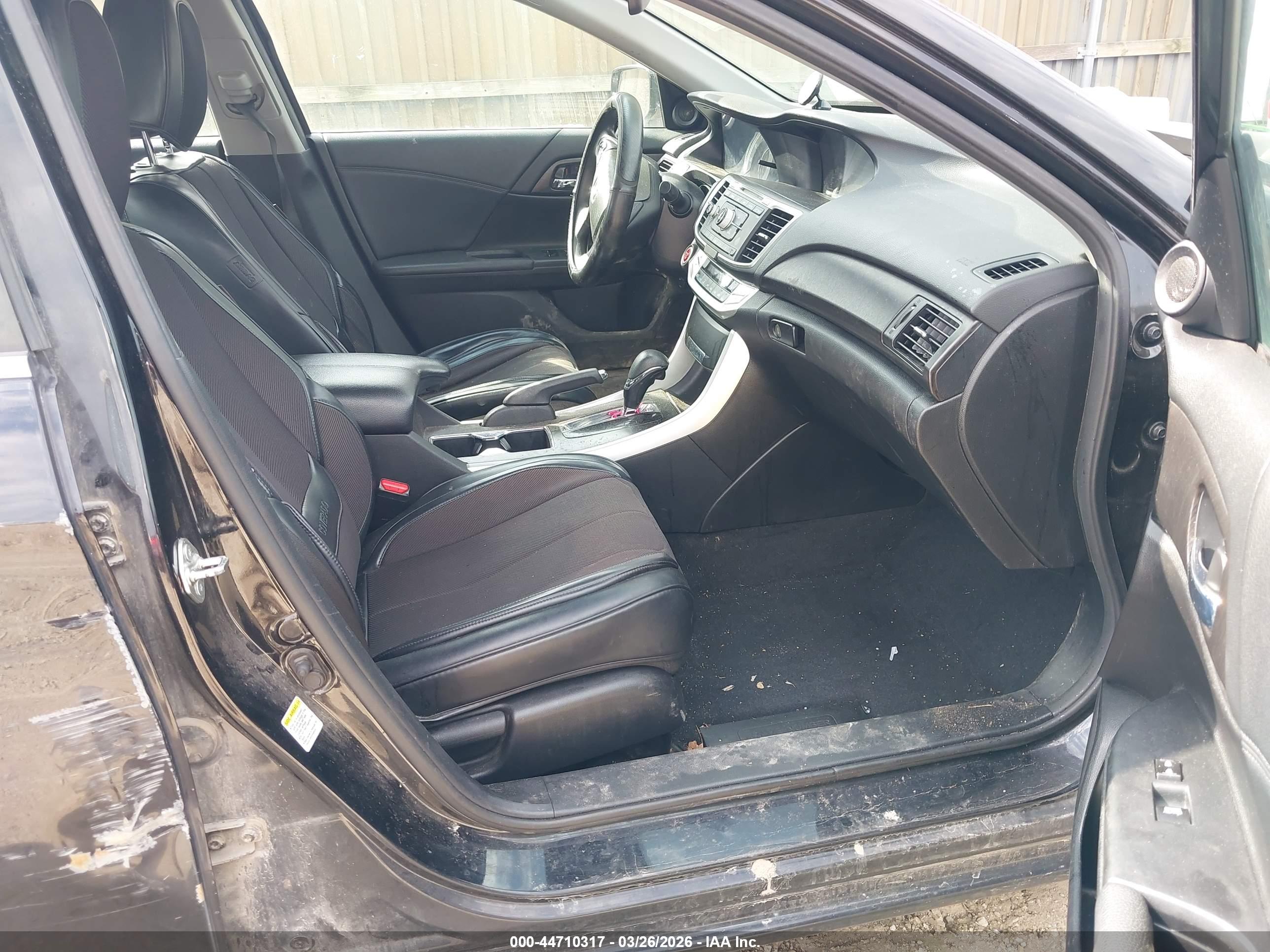 HONDA ACCORD image 5