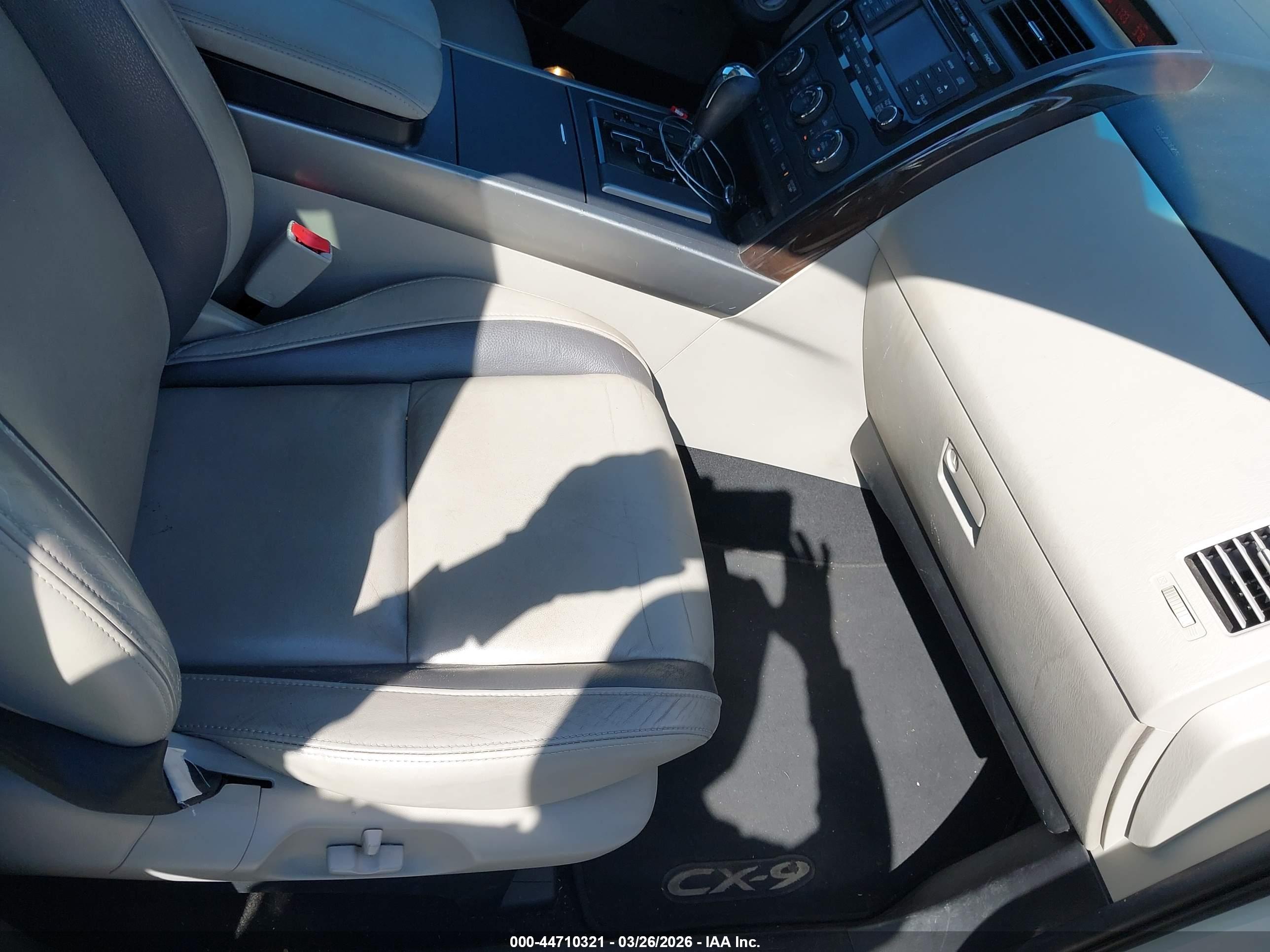 MAZDA CX-9 image 5