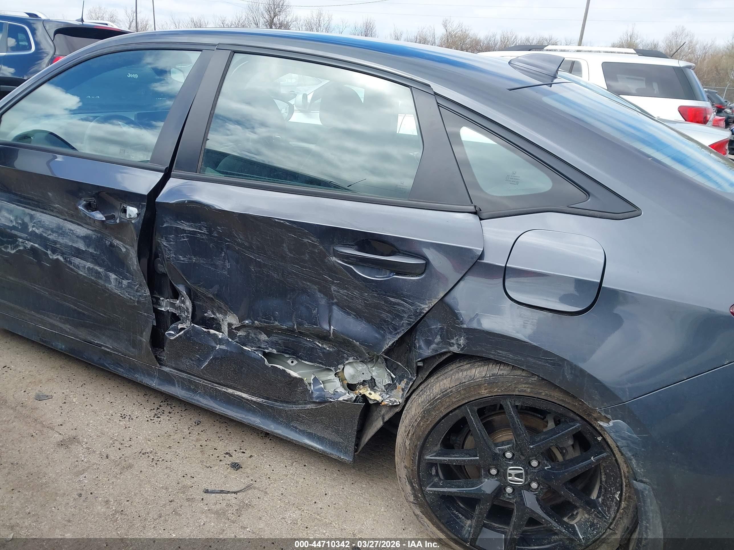 HONDA CIVIC image 6