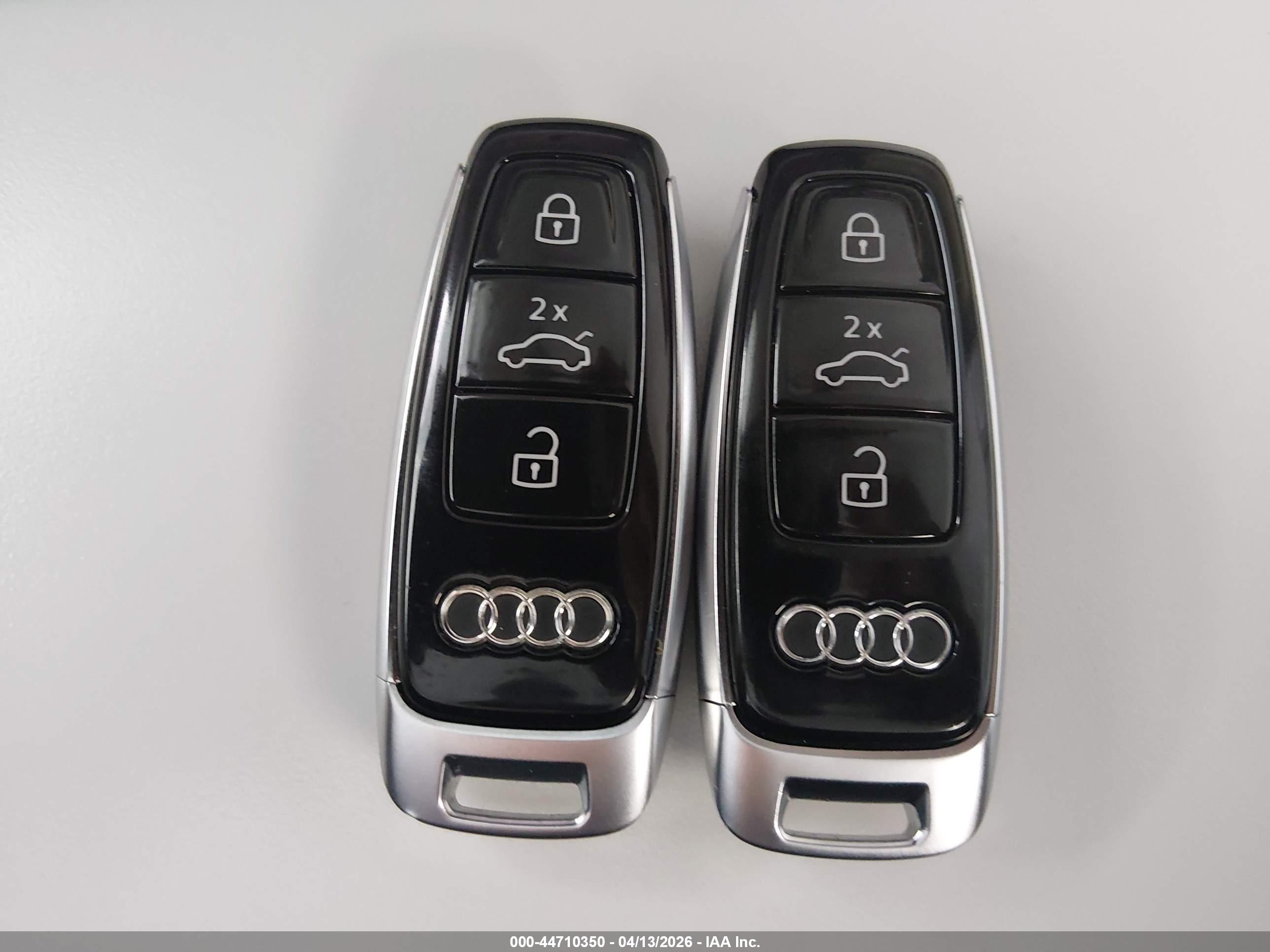 AUDI E-TRON image 11