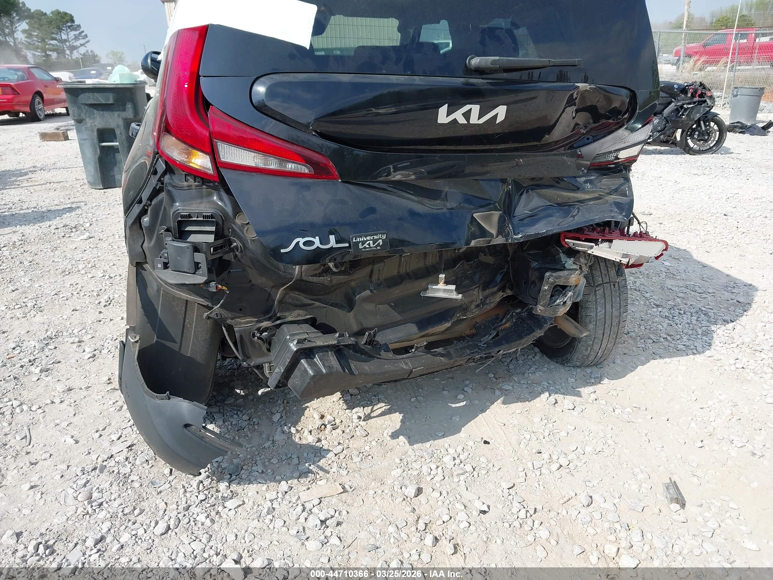 KIA SOUL image 6