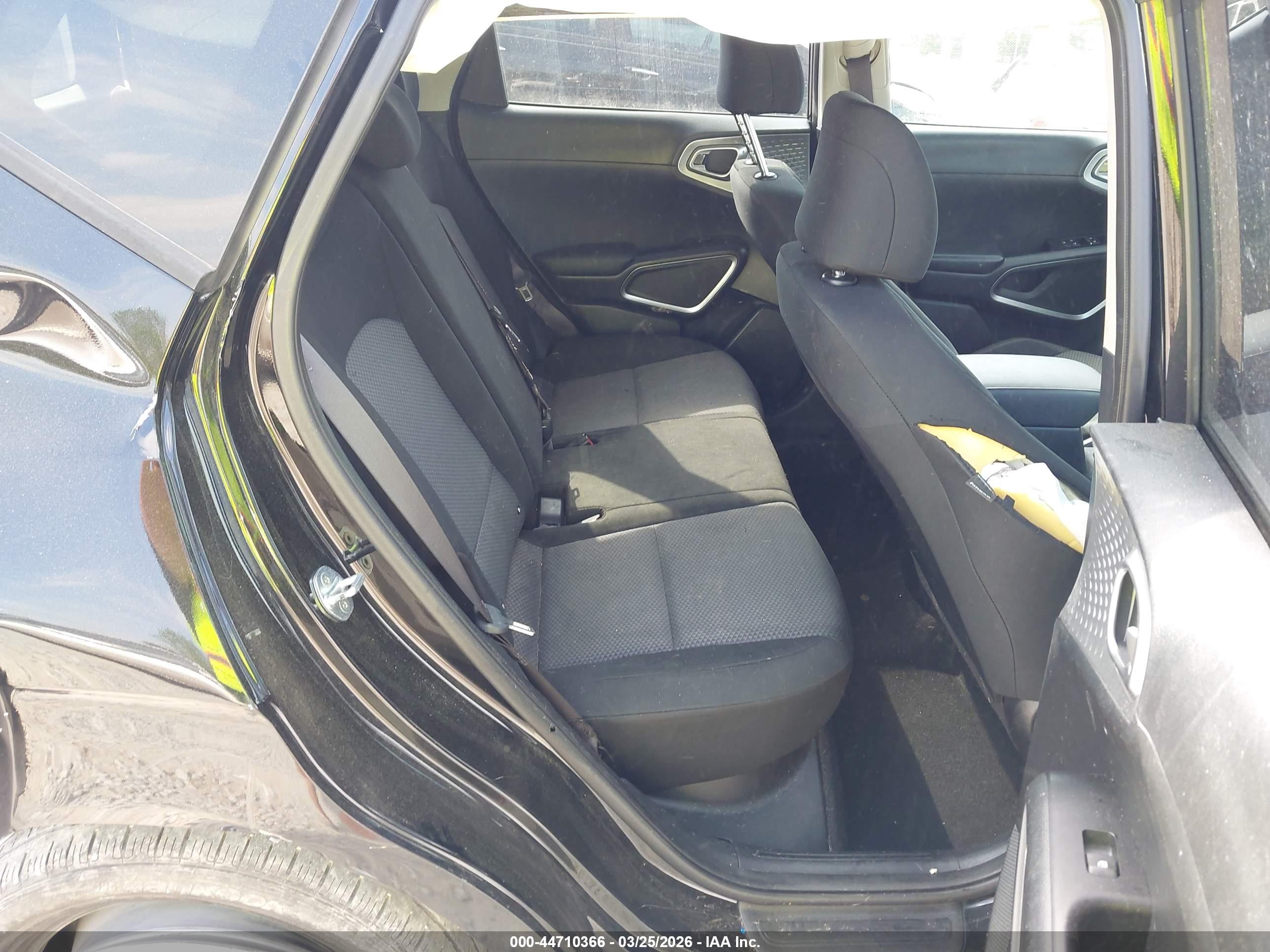 KIA SOUL image 8