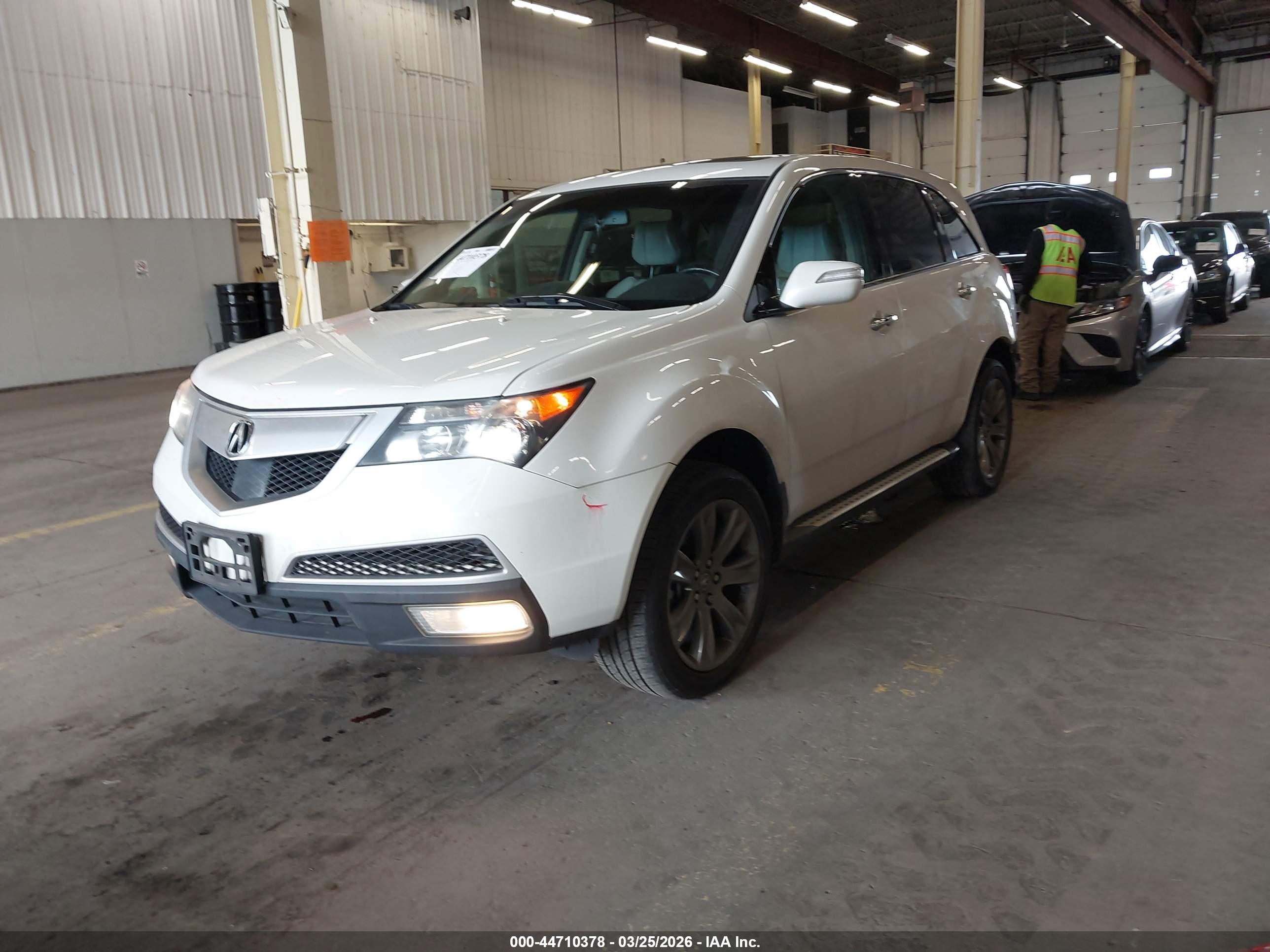 ACURA MDX image 2