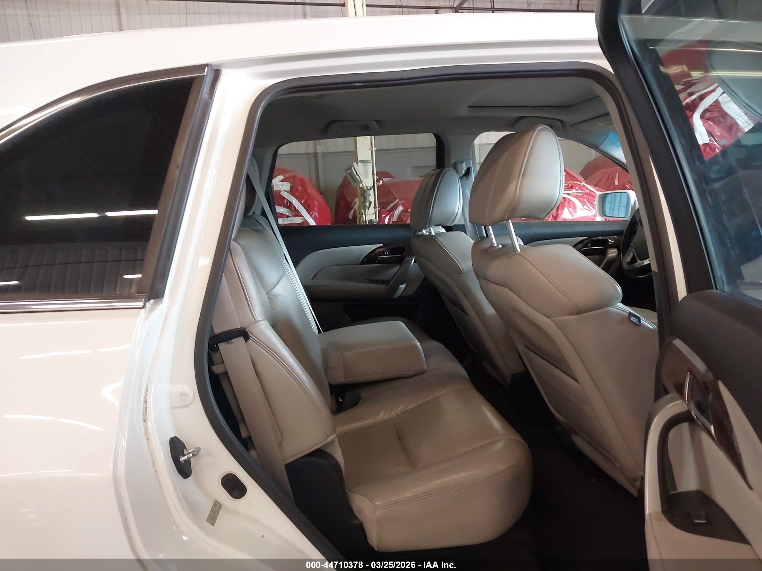 ACURA MDX image 8