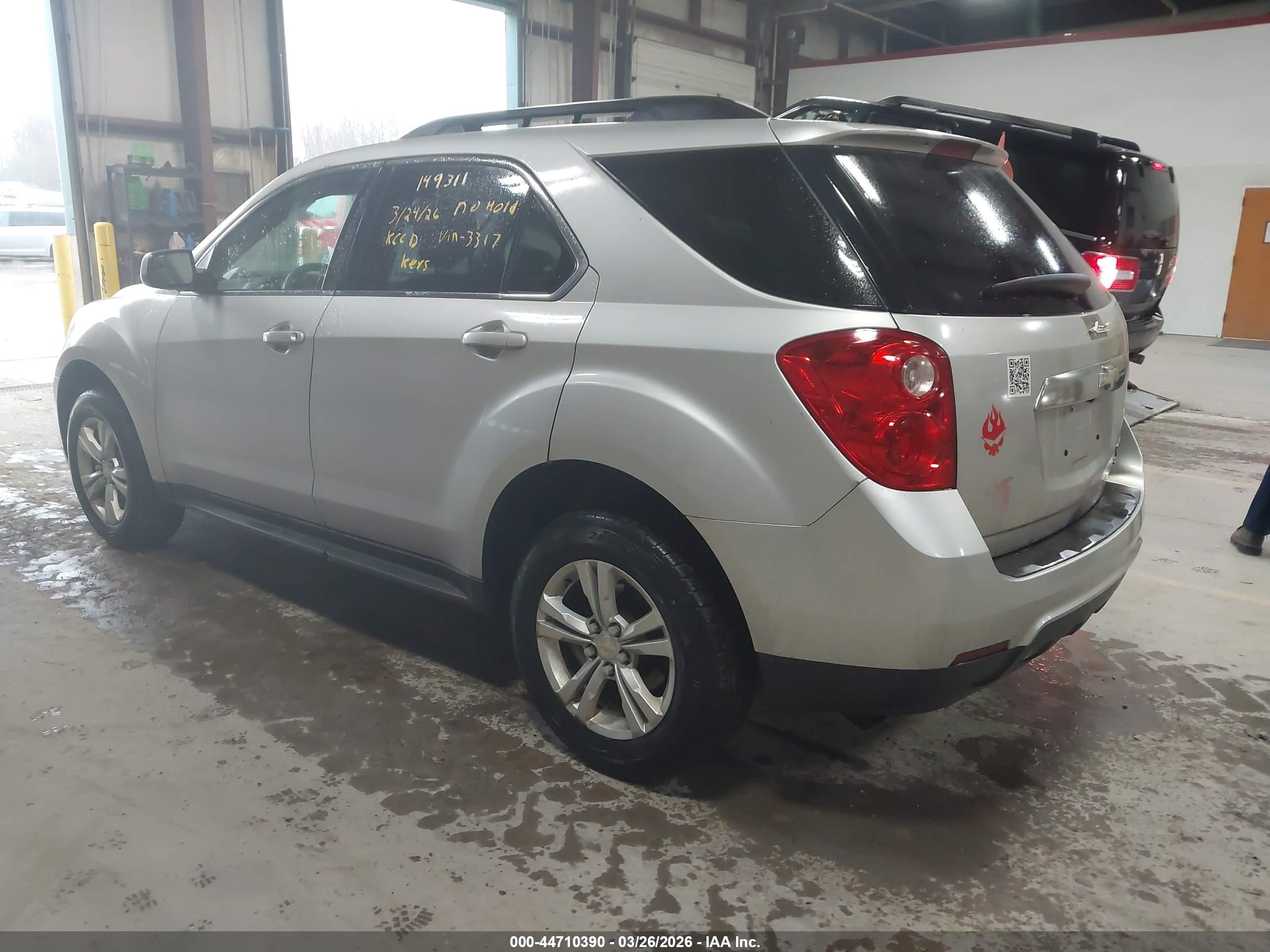 CHEVROLET EQUINOX image 3