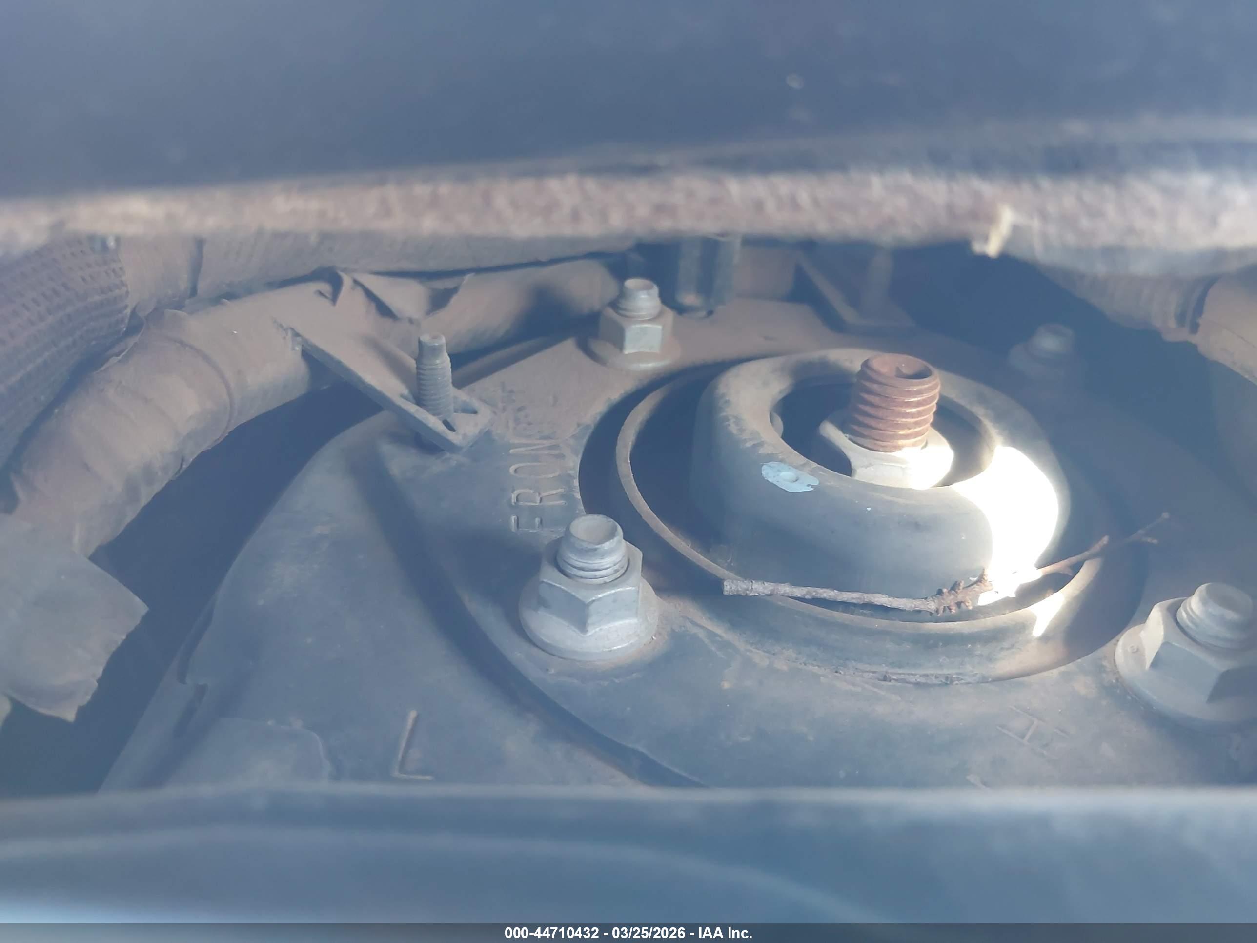 FORD ESCAPE image 10