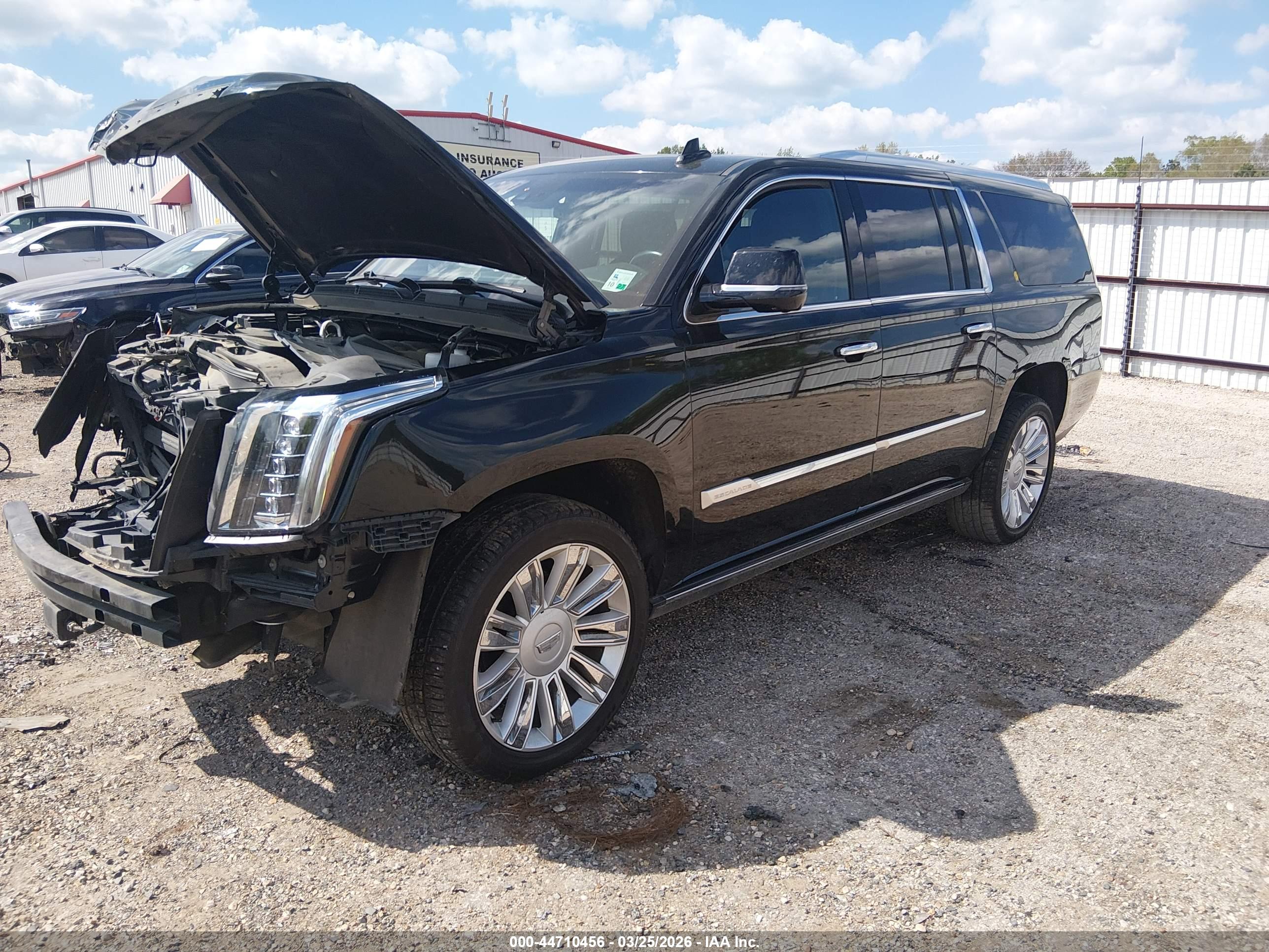 CADILLAC ESCALADE image 2