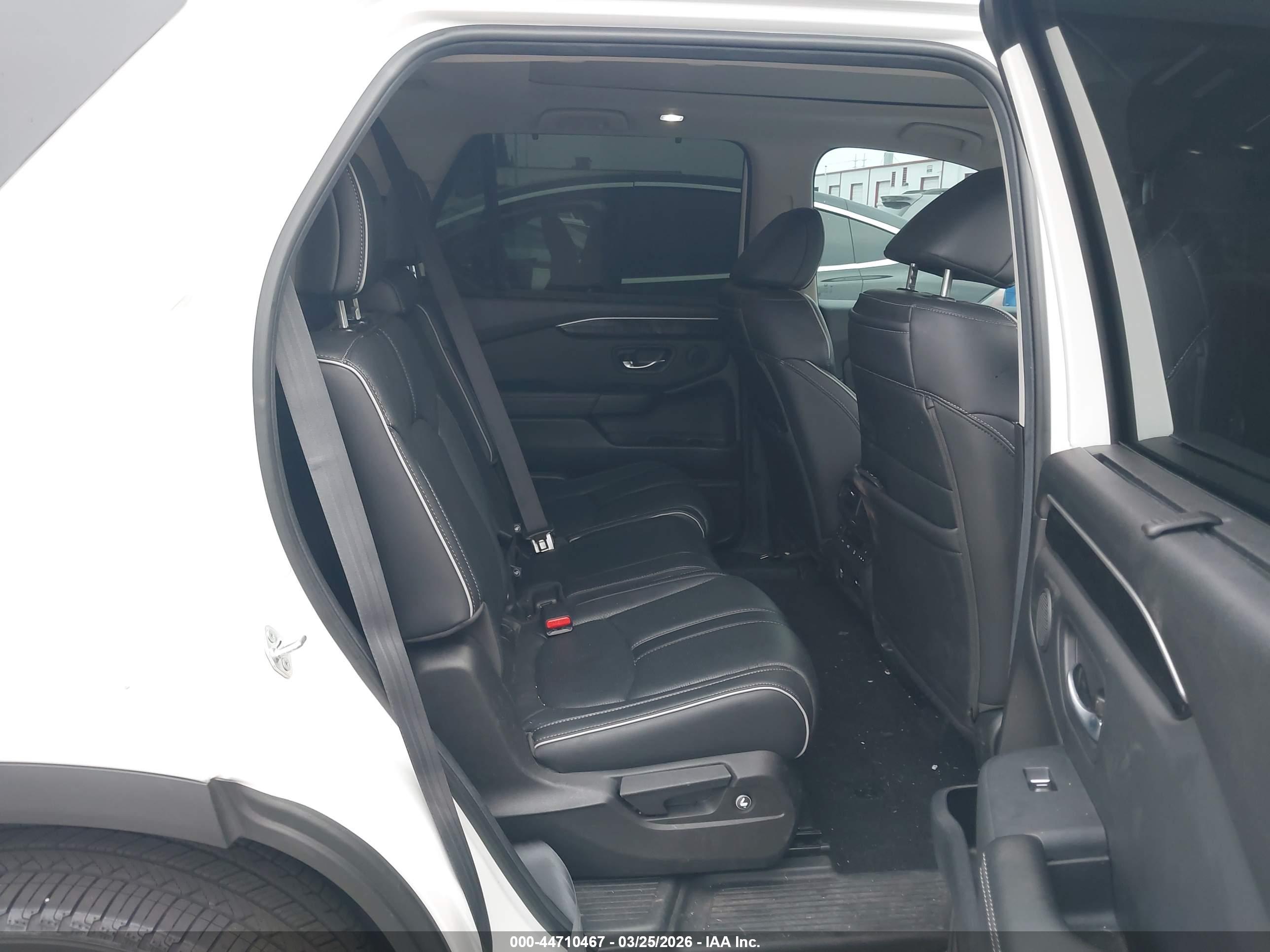 HONDA PILOT image 8