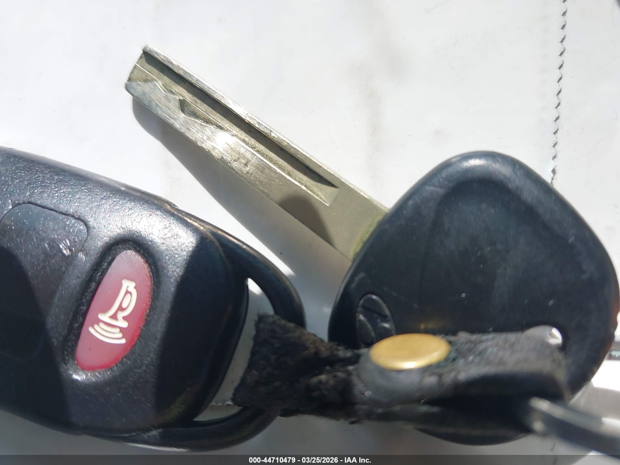 HYUNDAI ACCENT image 11
