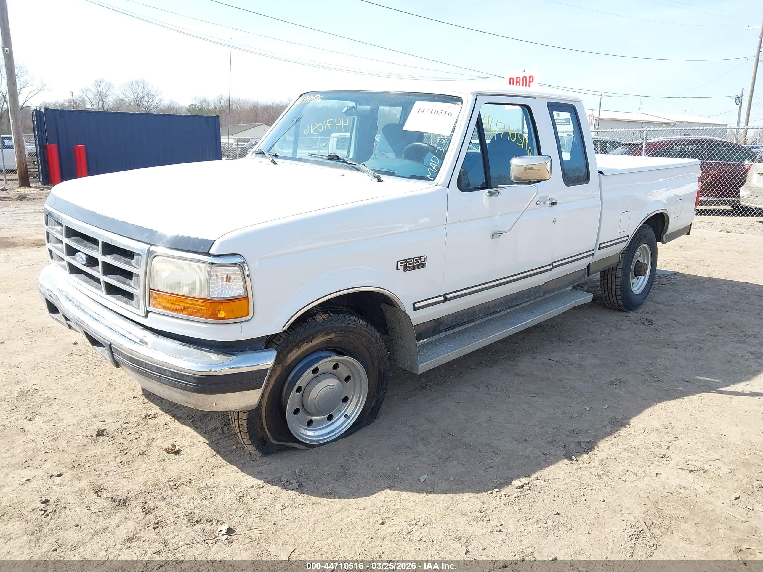 FORD F250 image 2