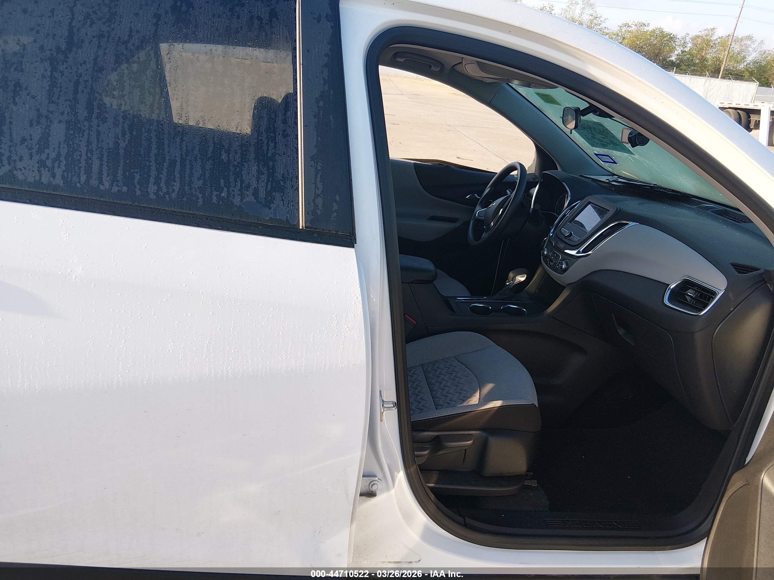 CHEVROLET EQUINOX image 5
