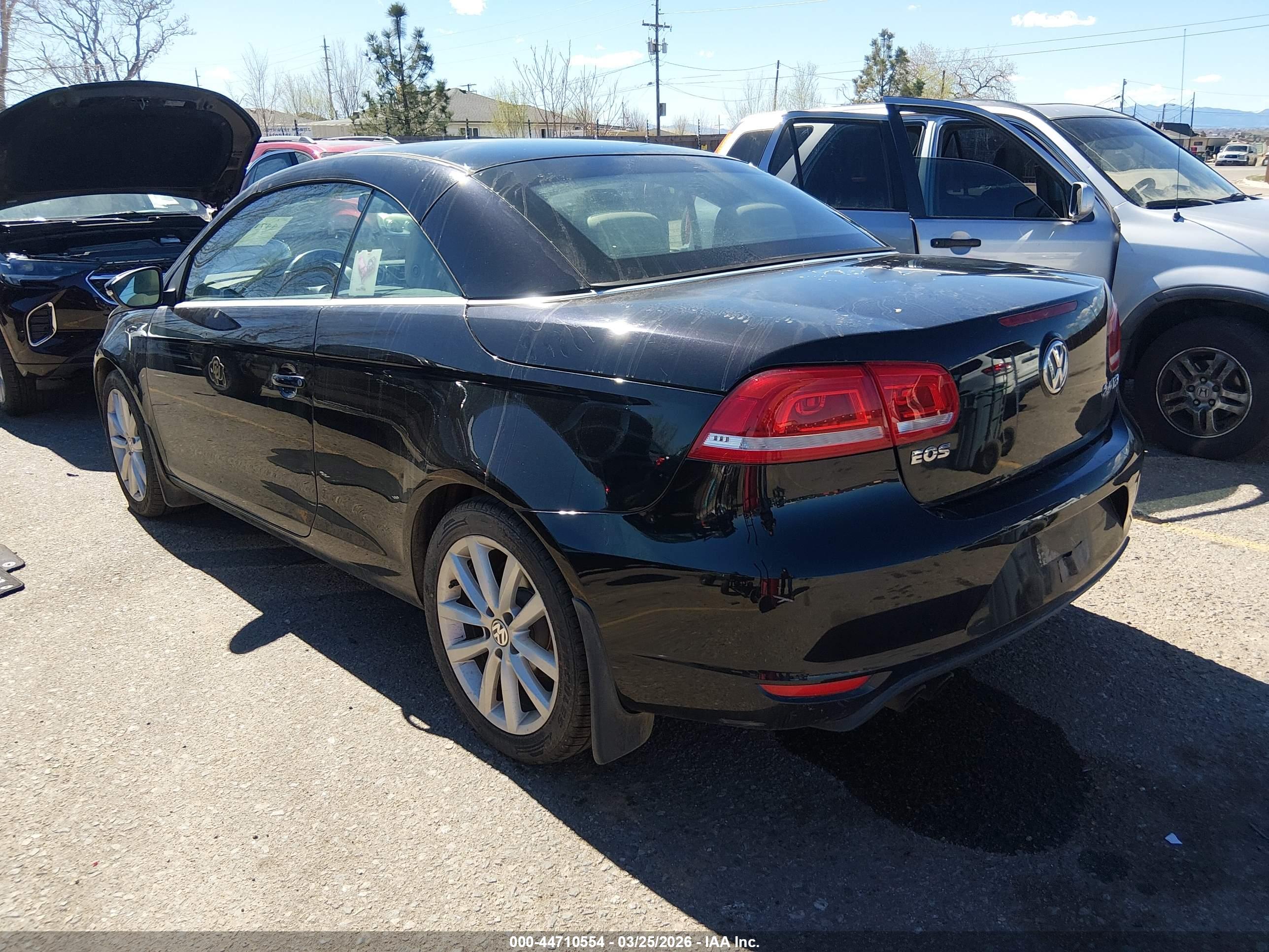 VOLKSWAGEN EOS image 3
