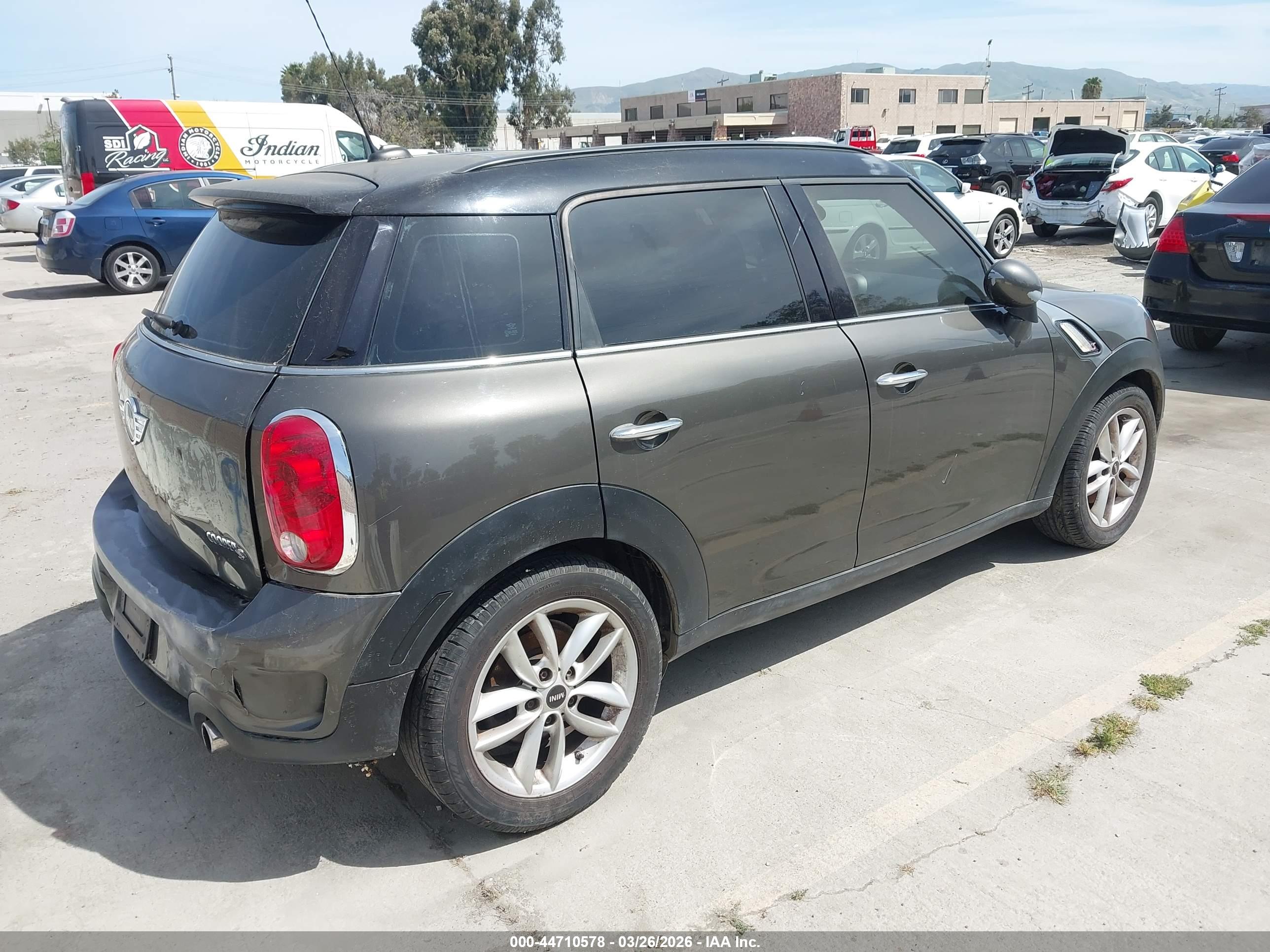 MINI COOPER image 4