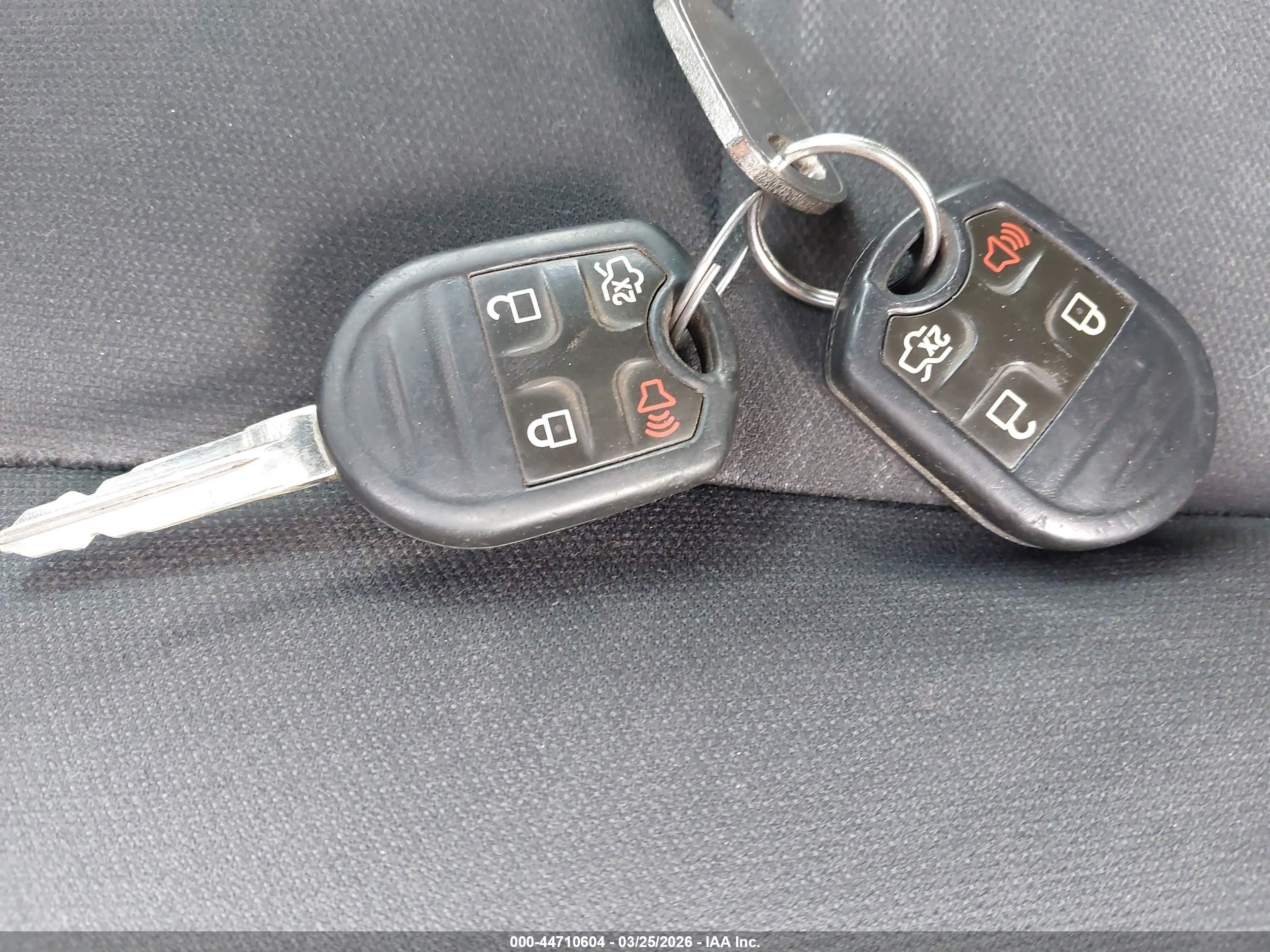 FORD EXPEDITION image 11