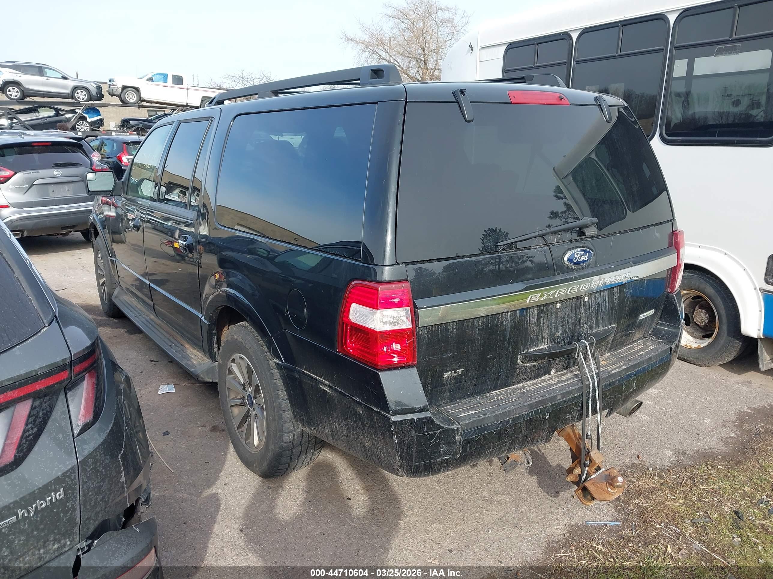 FORD EXPEDITION image 3