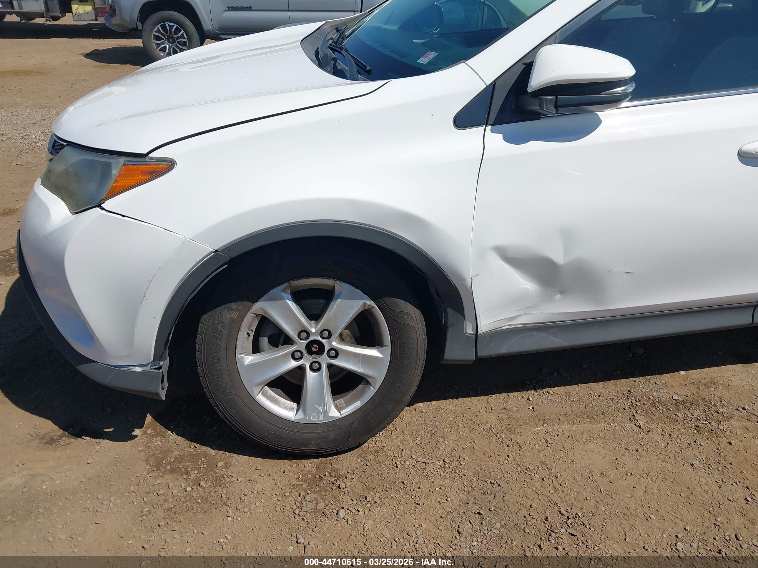 TOYOTA RAV4 image 6